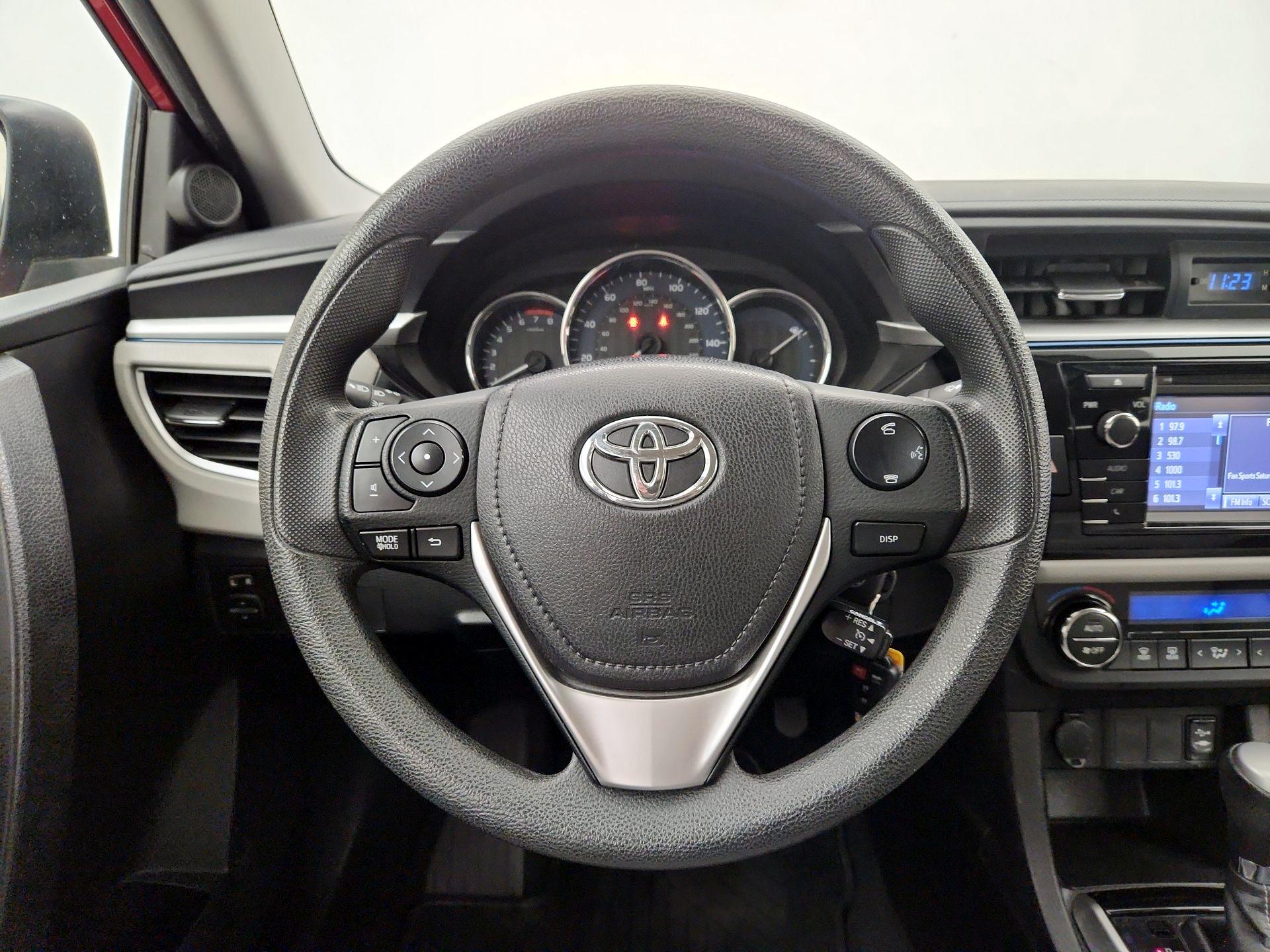 Thumbnail: 2014 Toyota Corolla - 10