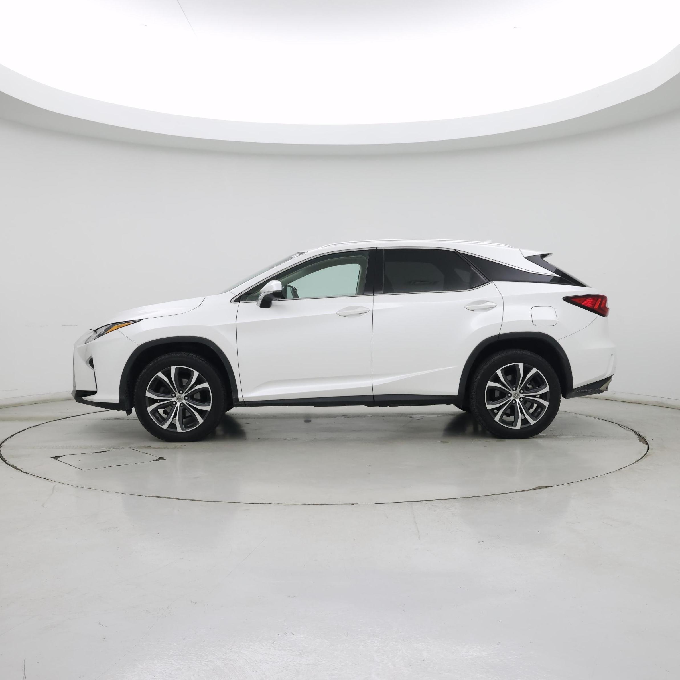 Thumbnail: 2017 Lexus RX - 3