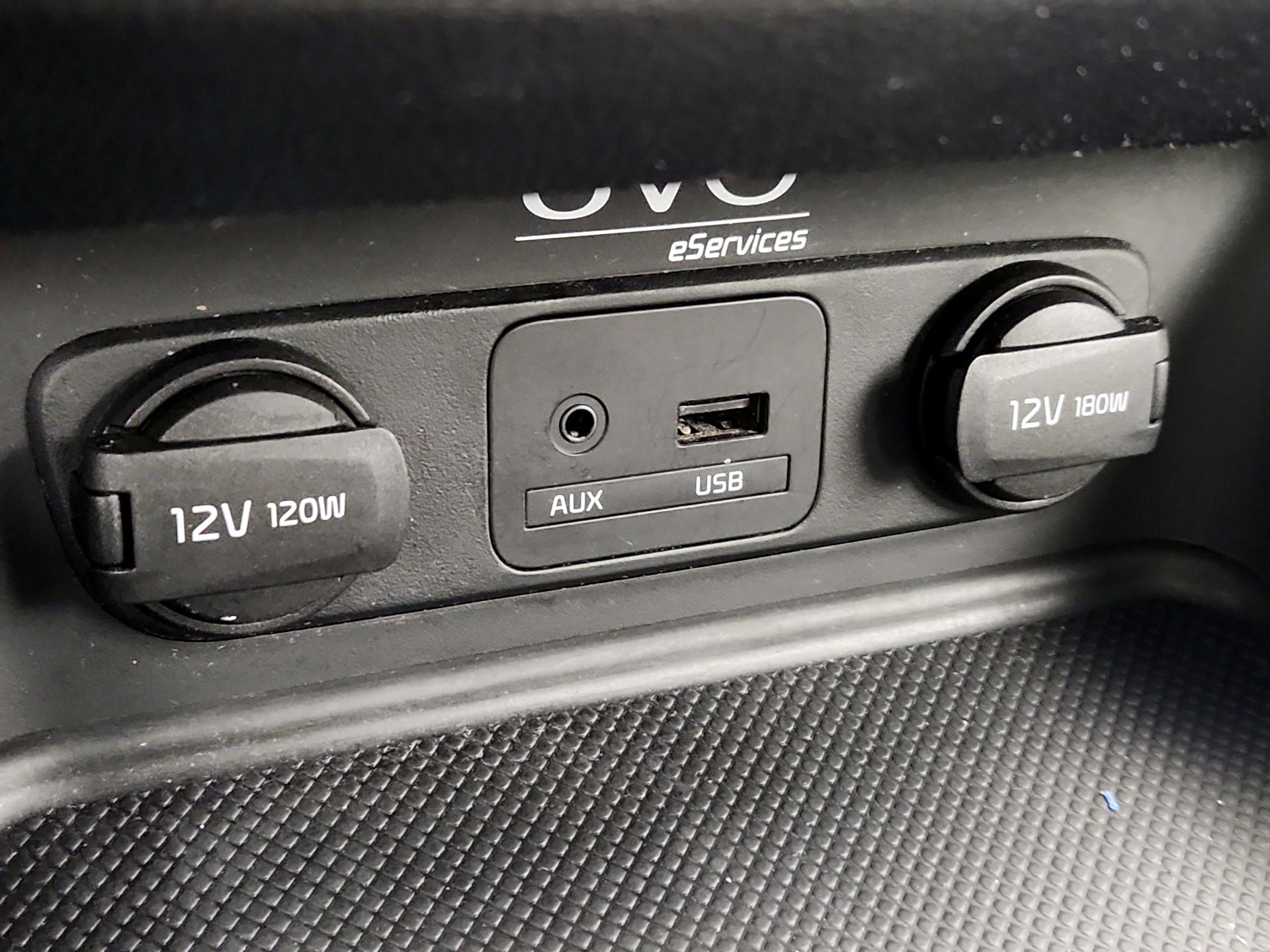 Thumbnail: 2014 Kia Sportage - 19