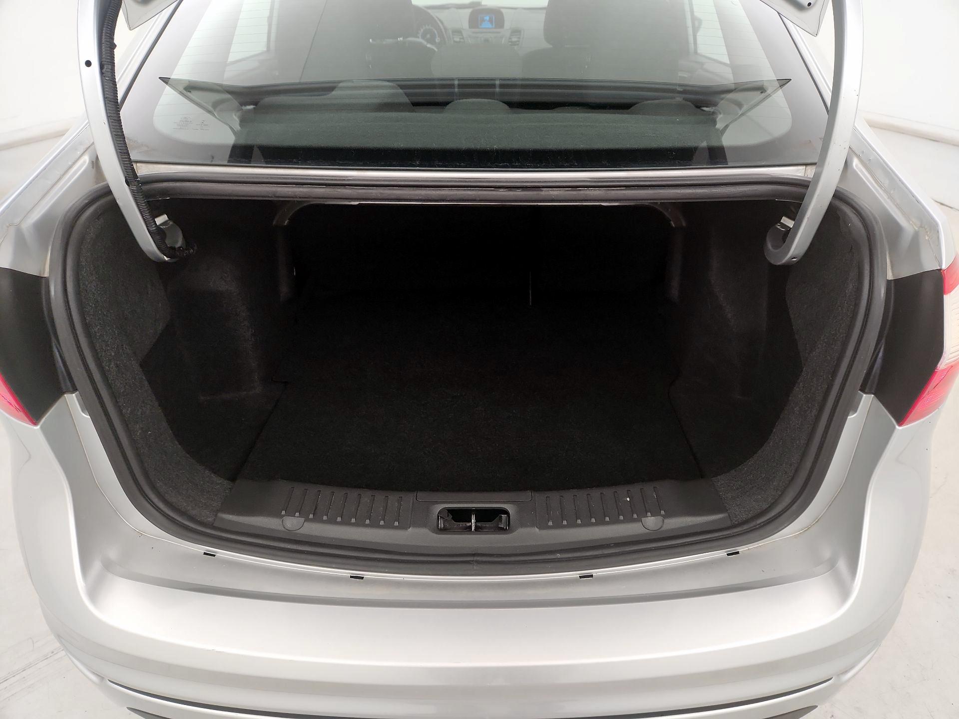 Thumbnail: 2014 Ford Fiesta - 19