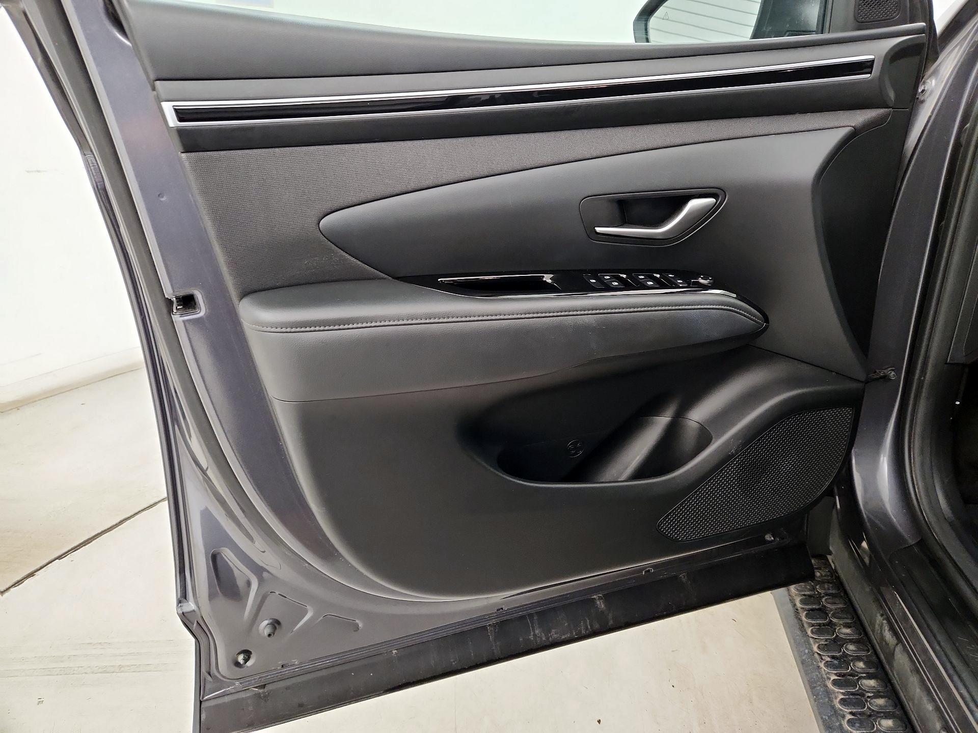 Thumbnail: 2022 Hyundai Tucson - 12