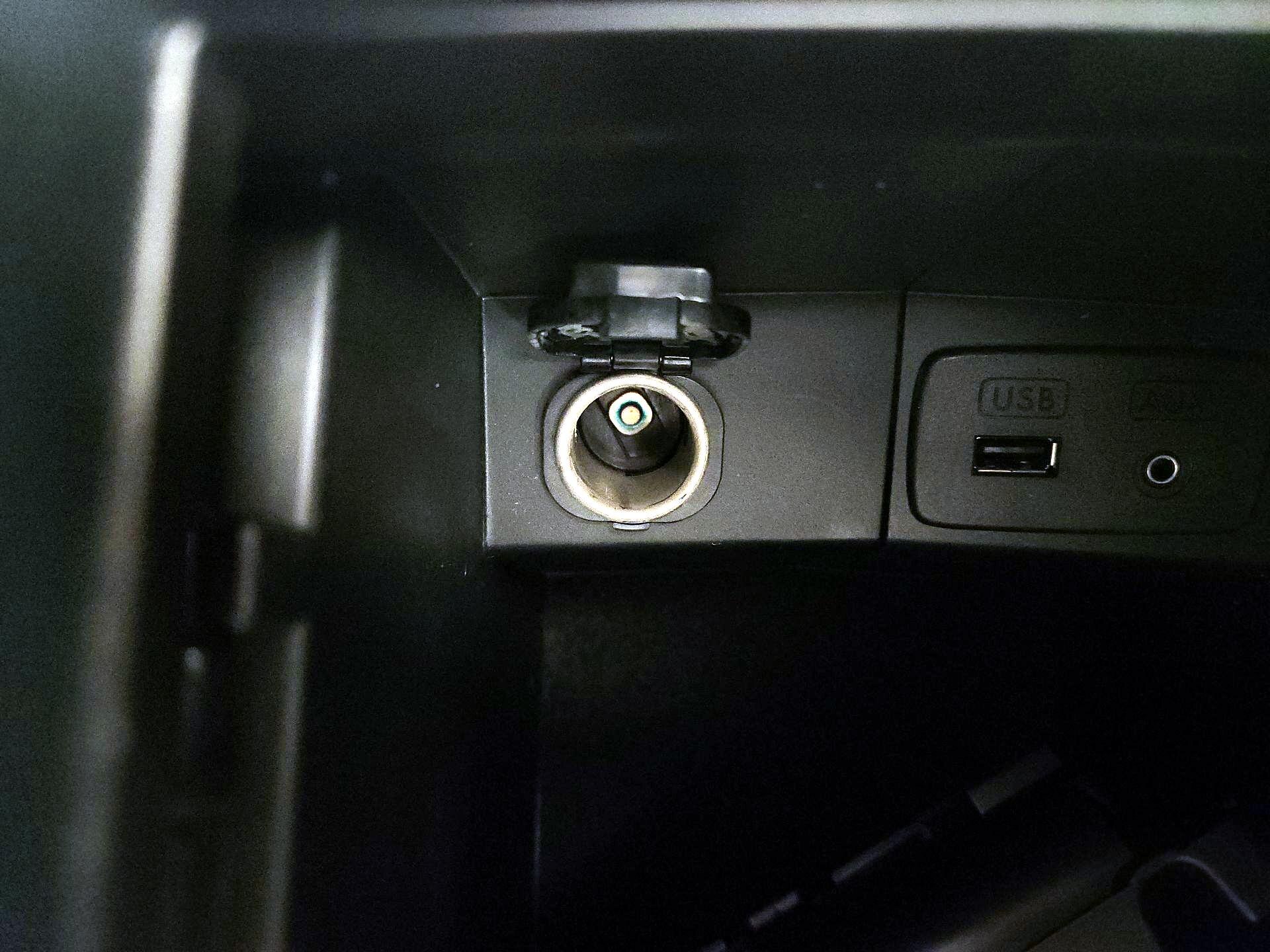 Thumbnail: 2014 Subaru Forester - 18