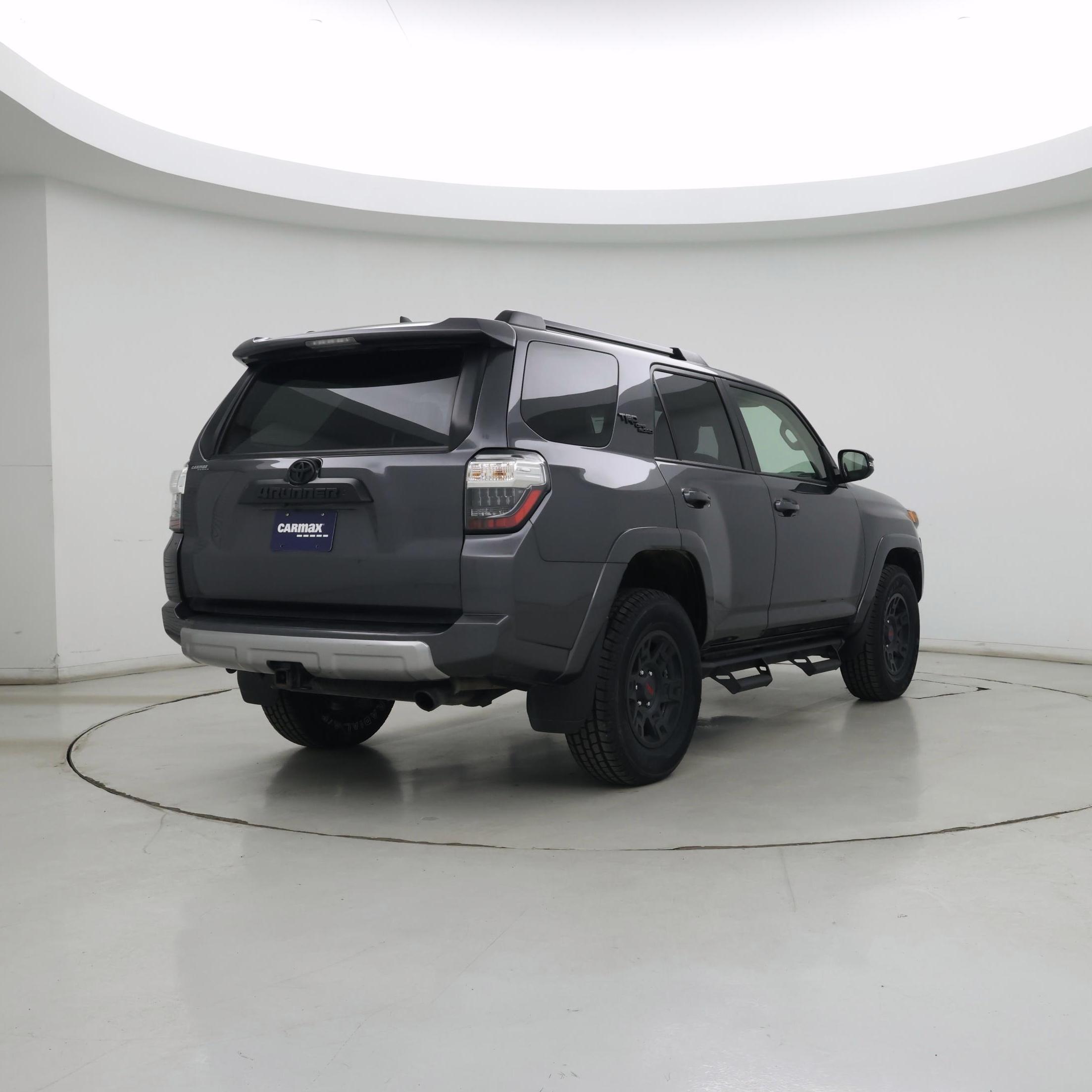 Thumbnail: 2023 Toyota 4Runner - 8
