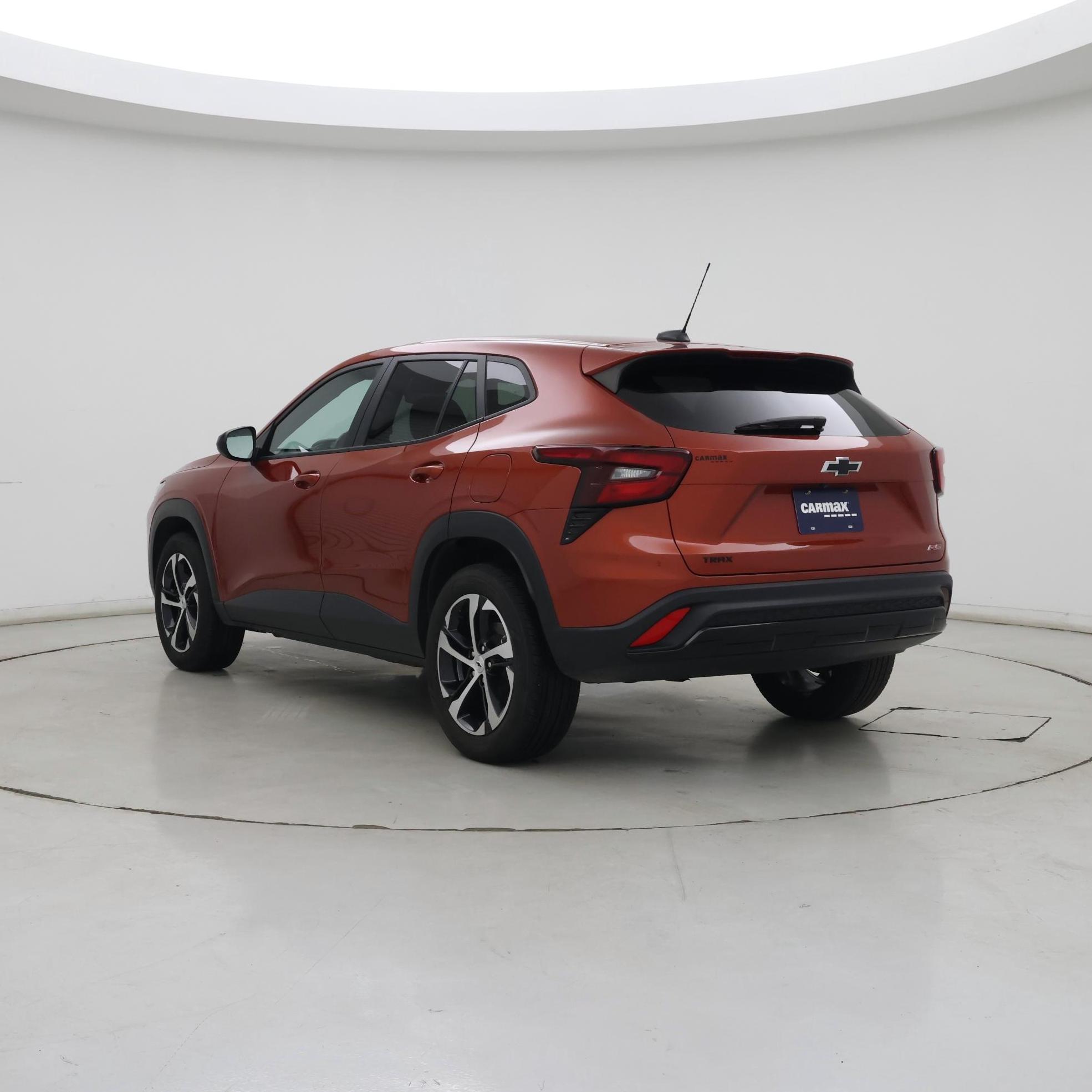 Thumbnail: 2024 Chevrolet Trax - 2