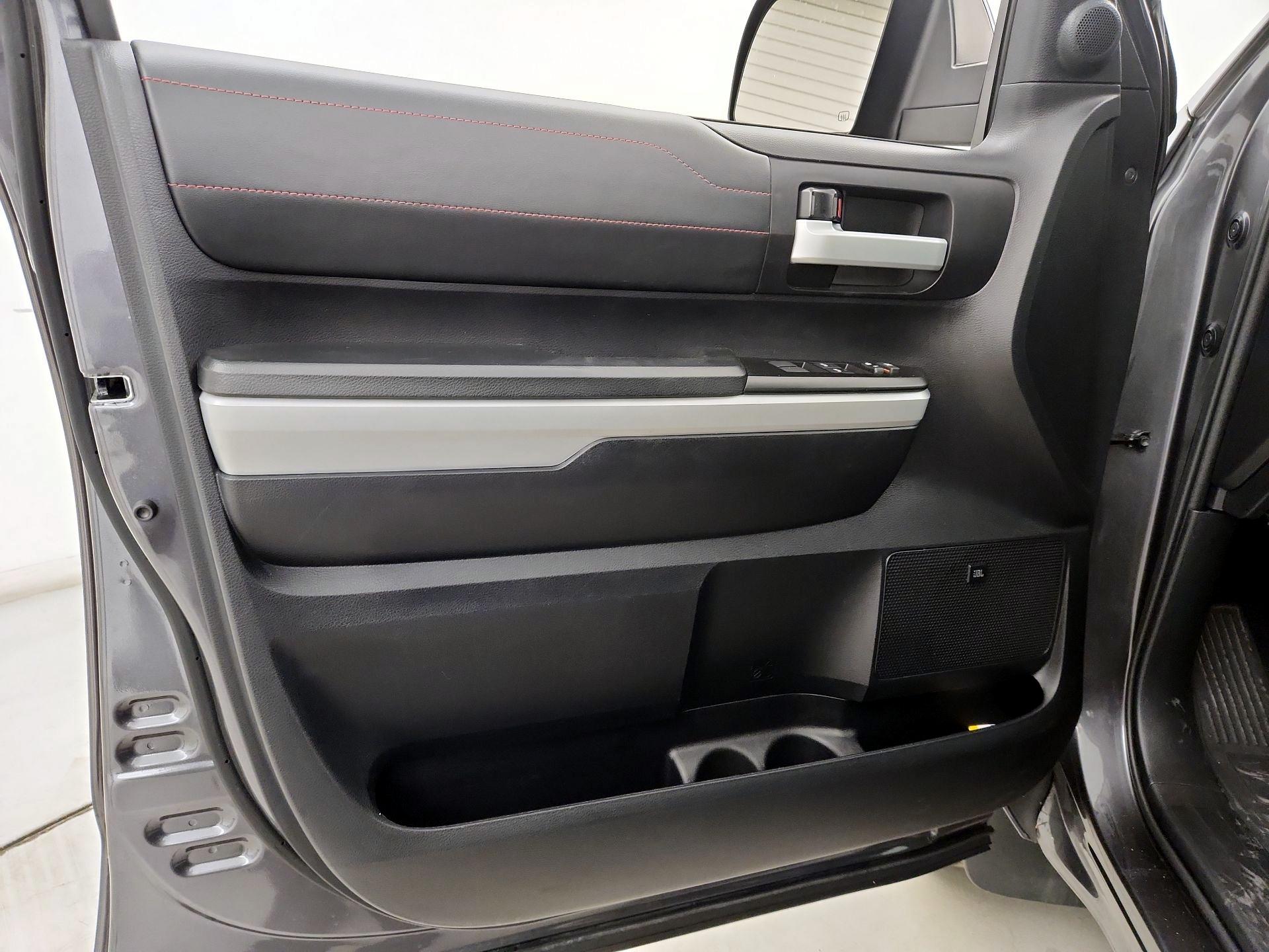 Thumbnail: 2020 Toyota Tundra - 12