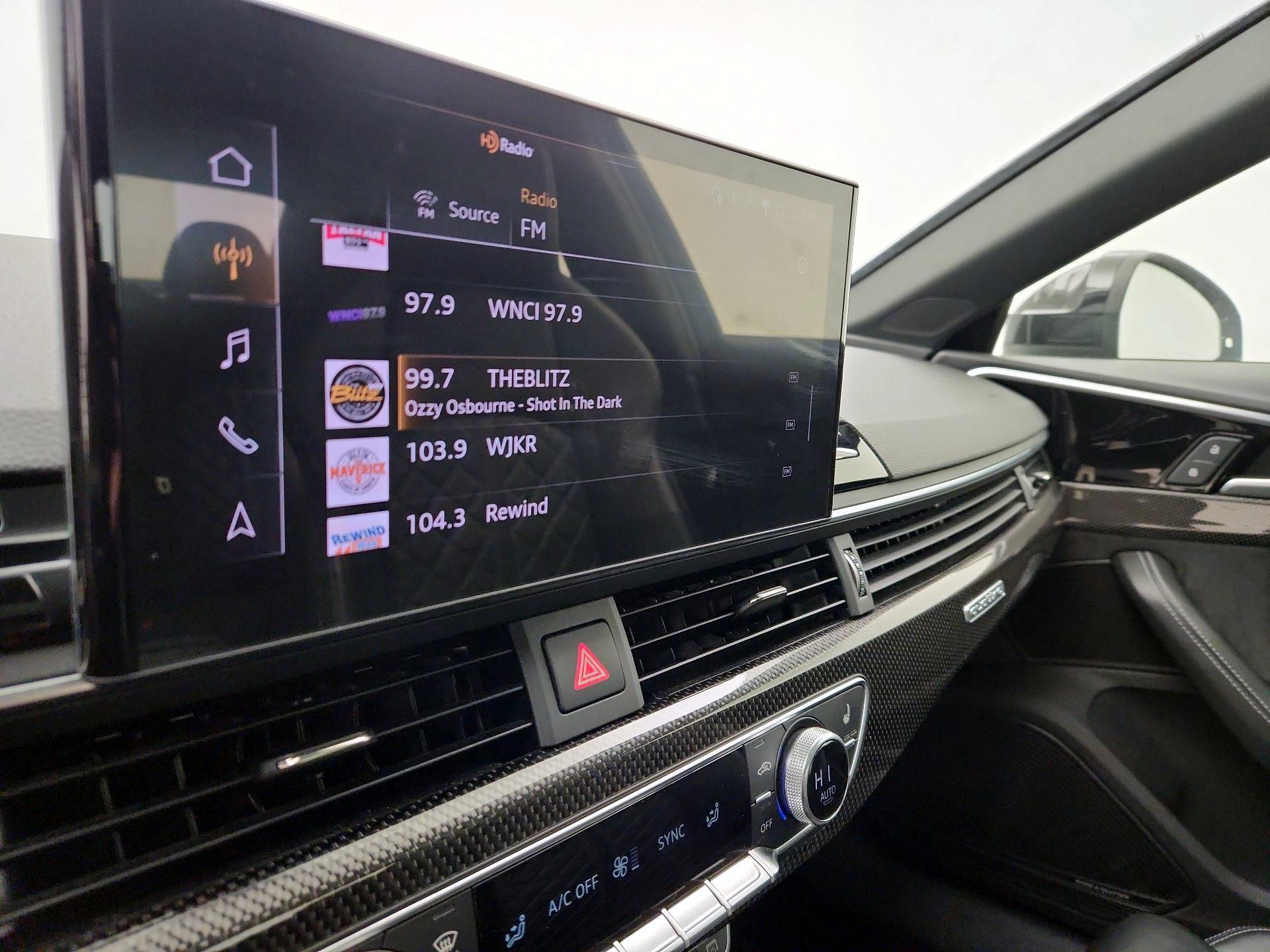 Thumbnail: 2021 Audi S4 - 16