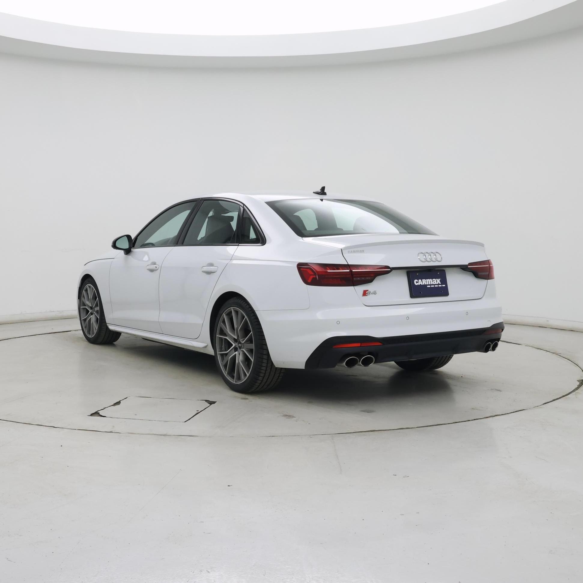 Thumbnail: 2021 Audi S4 - 2