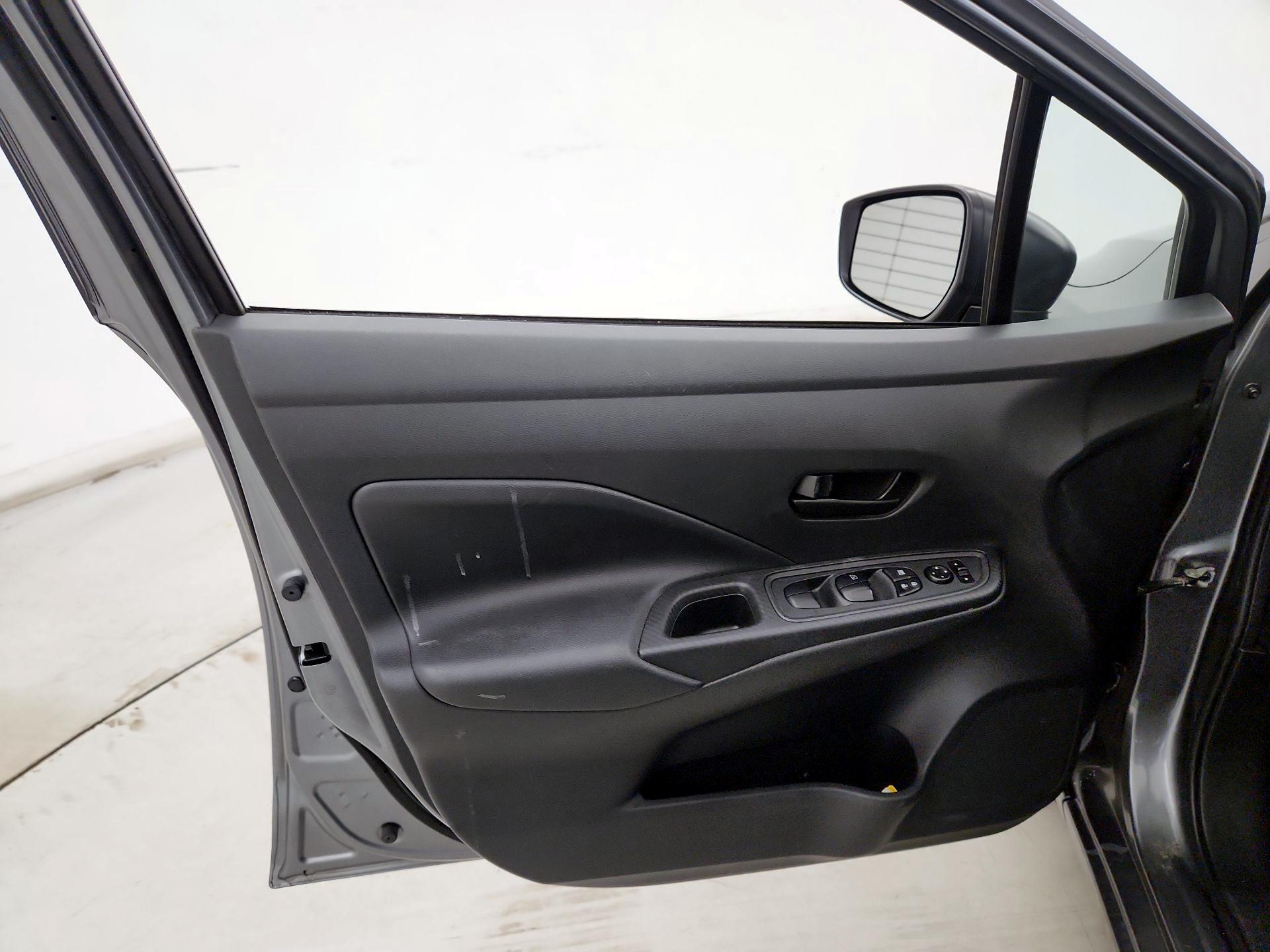 Thumbnail: 2020 Nissan Versa - 12