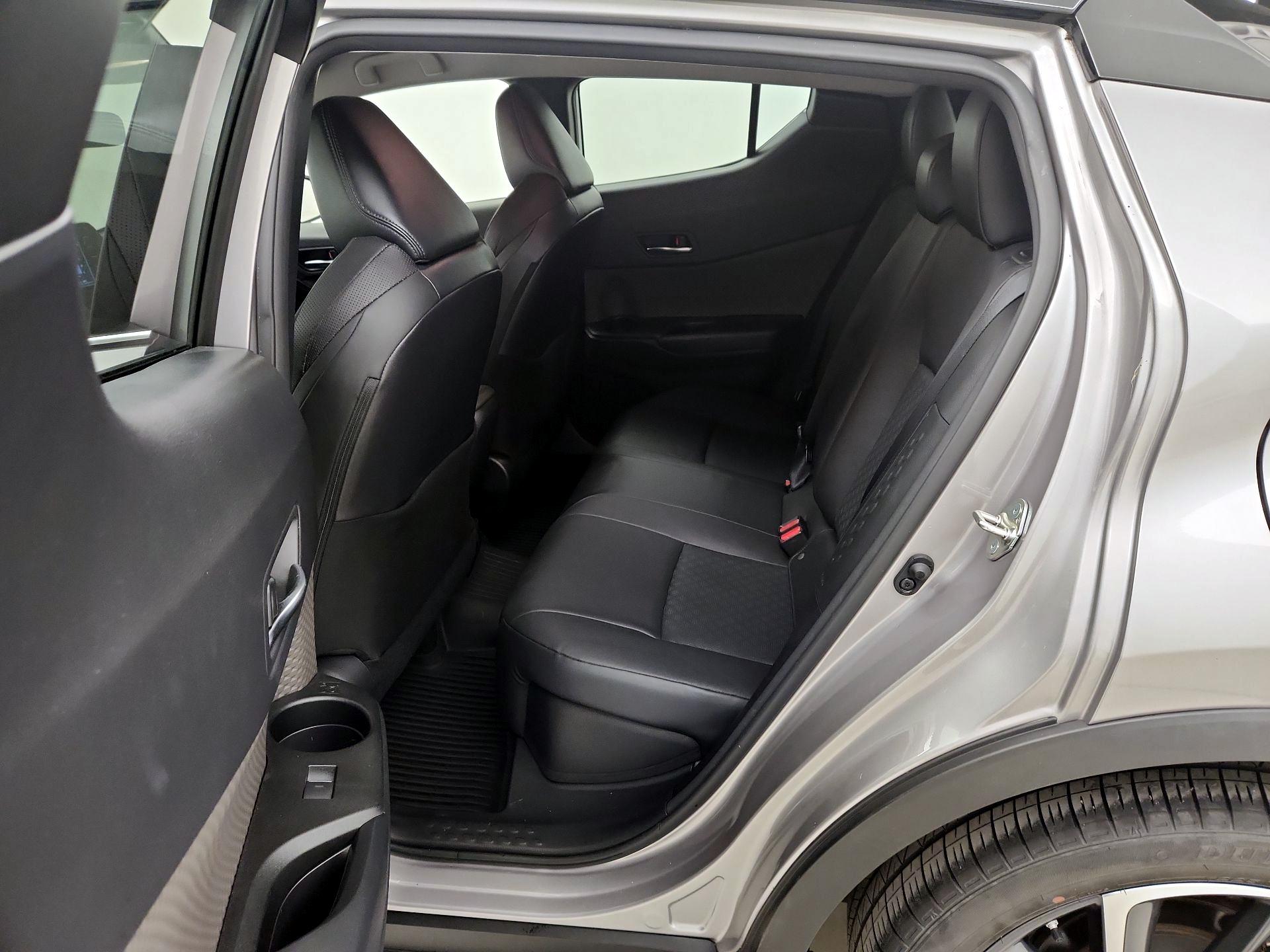 Thumbnail: 2020 Toyota C-HR - 19