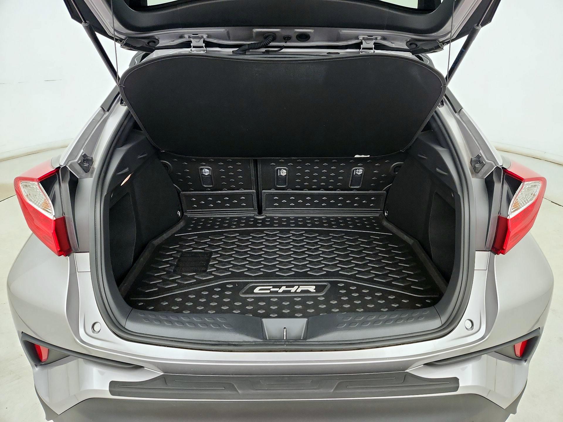 Thumbnail: 2020 Toyota C-HR - 20