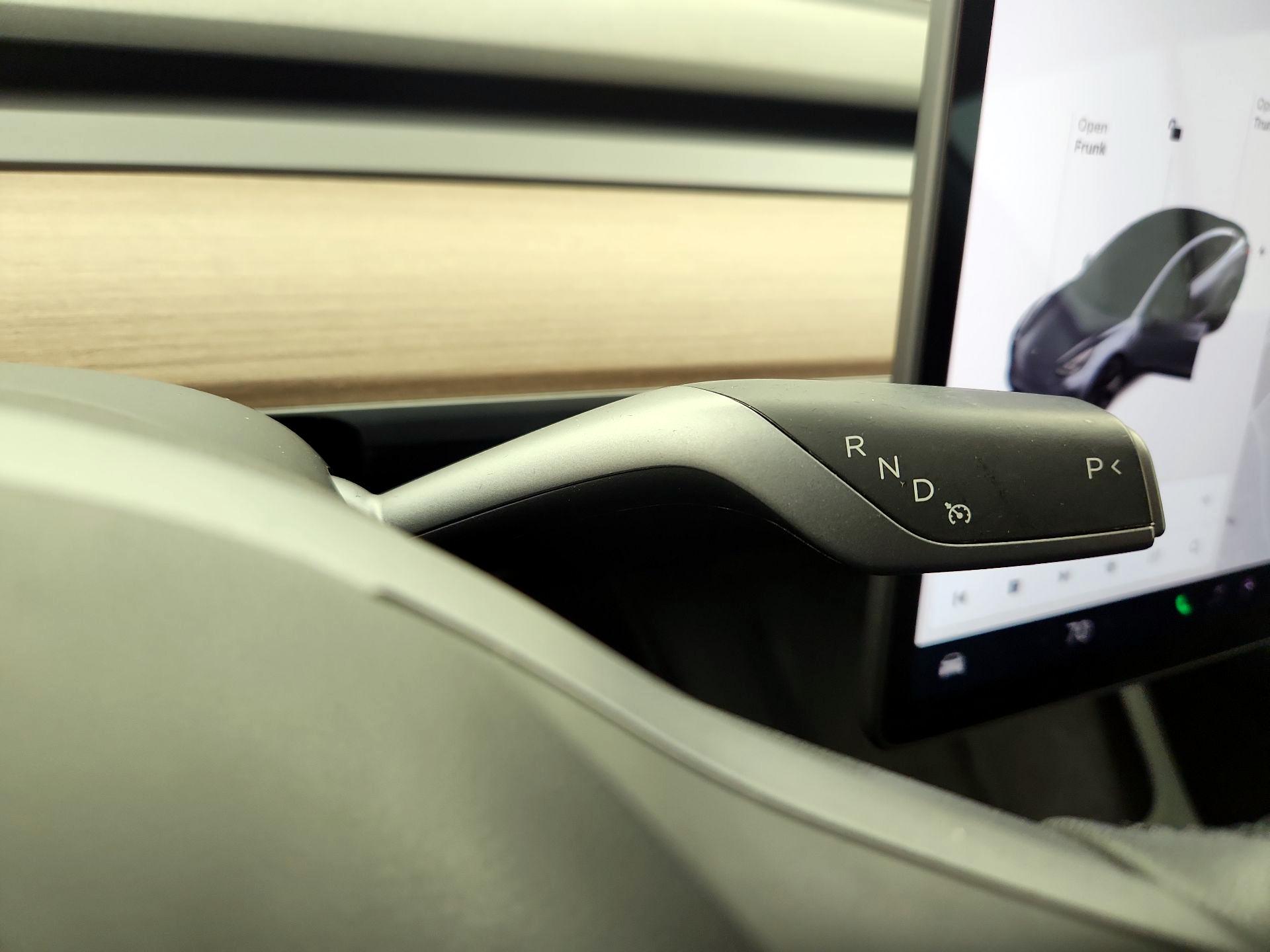 Thumbnail: 2022 Tesla Model 3 - 15