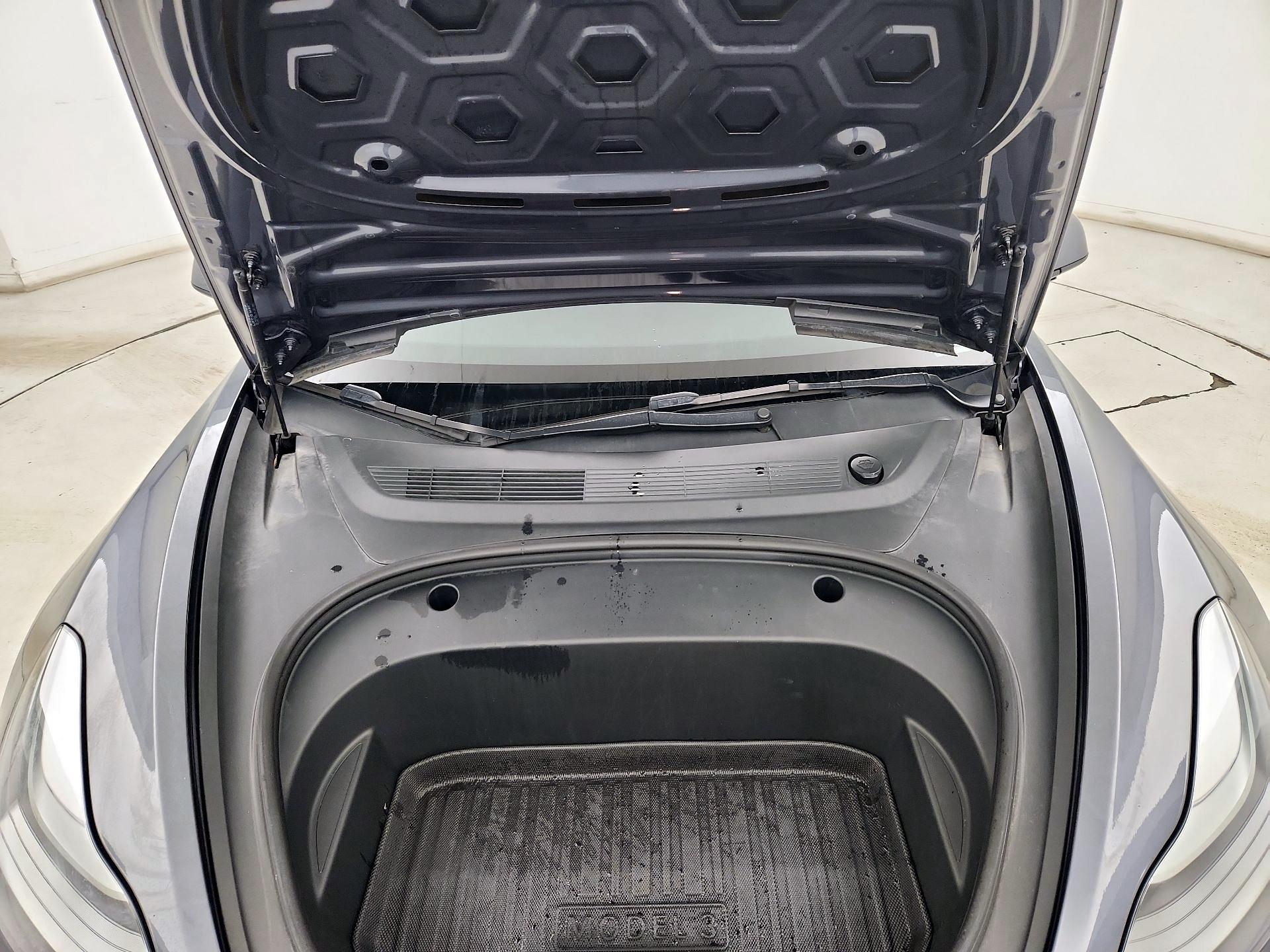 Thumbnail: 2022 Tesla Model 3 - 18