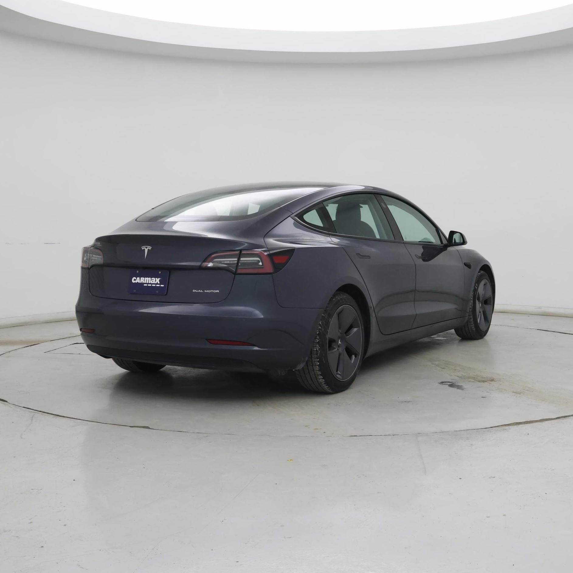 Thumbnail: 2022 Tesla Model 3 - 8