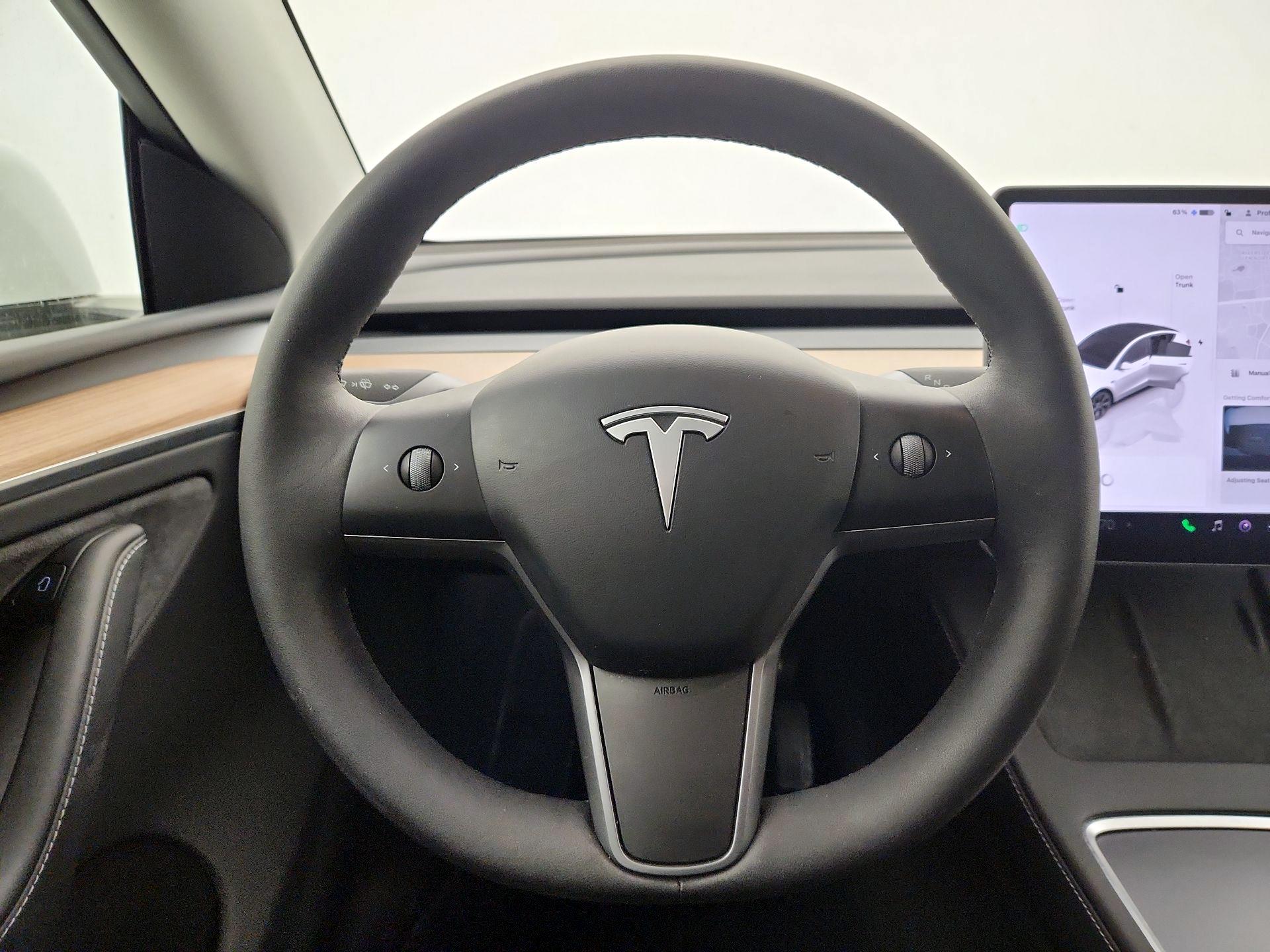 Thumbnail: 2025 Tesla Model Y - 10