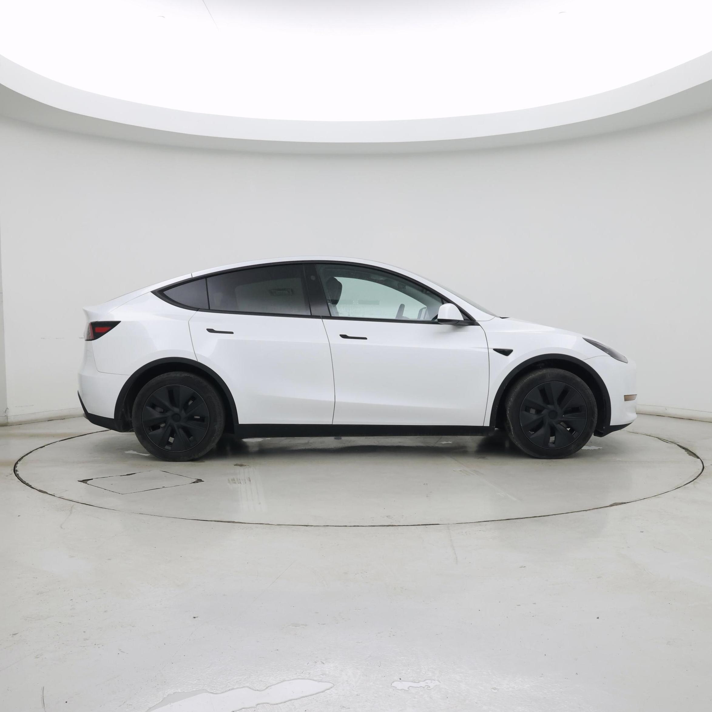 Thumbnail: 2025 Tesla Model Y - 7