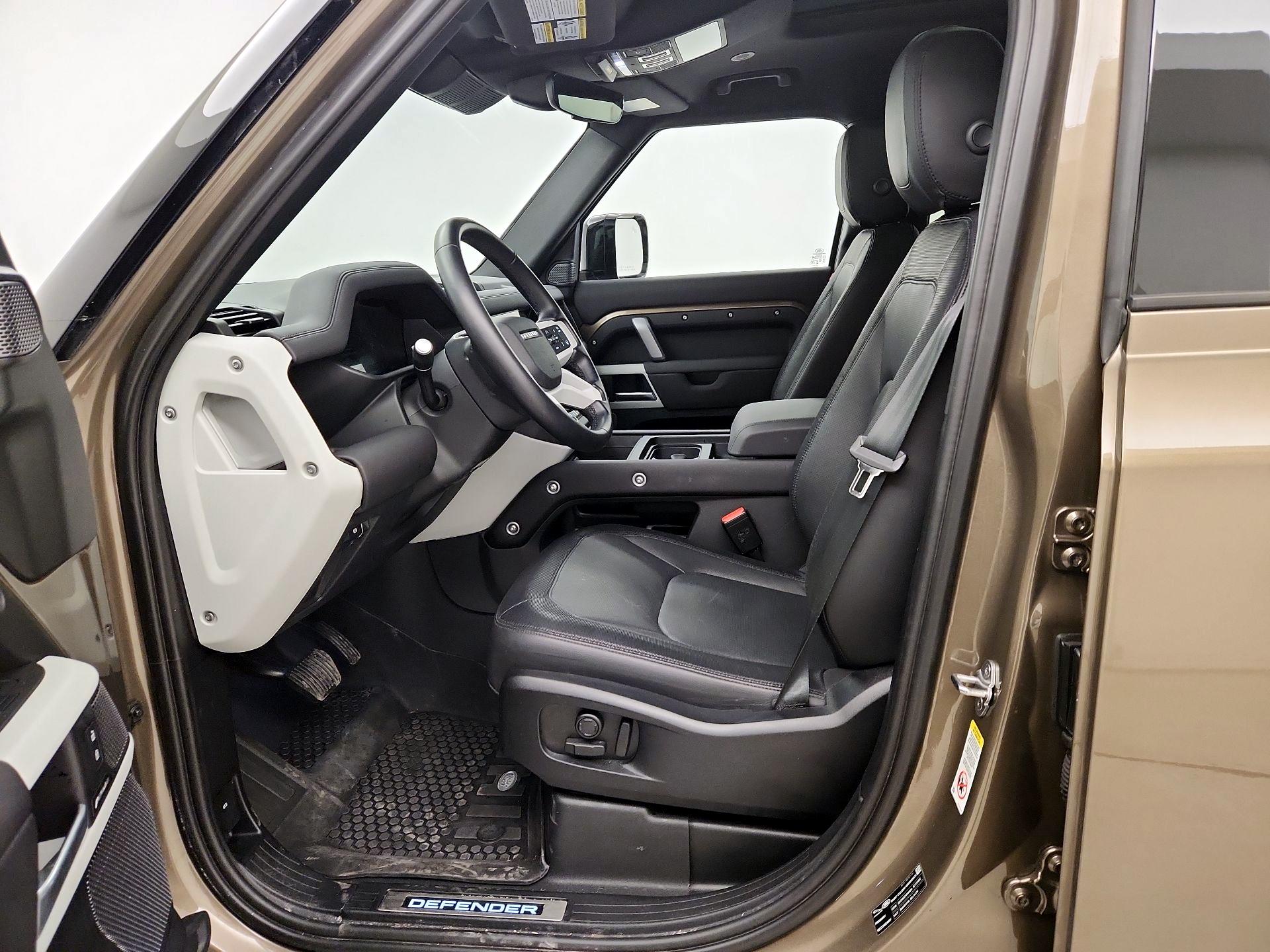 Thumbnail: 2024 Land Rover Defender - 11