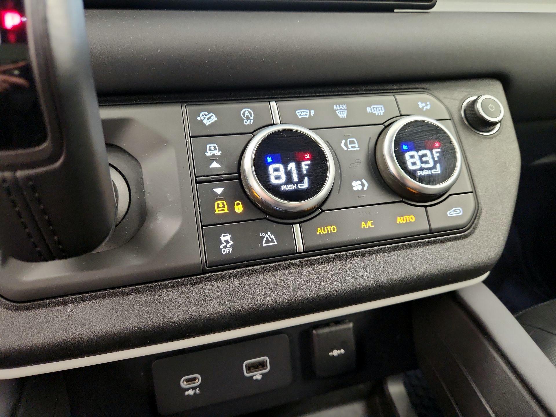 Thumbnail: 2024 Land Rover Defender - 17