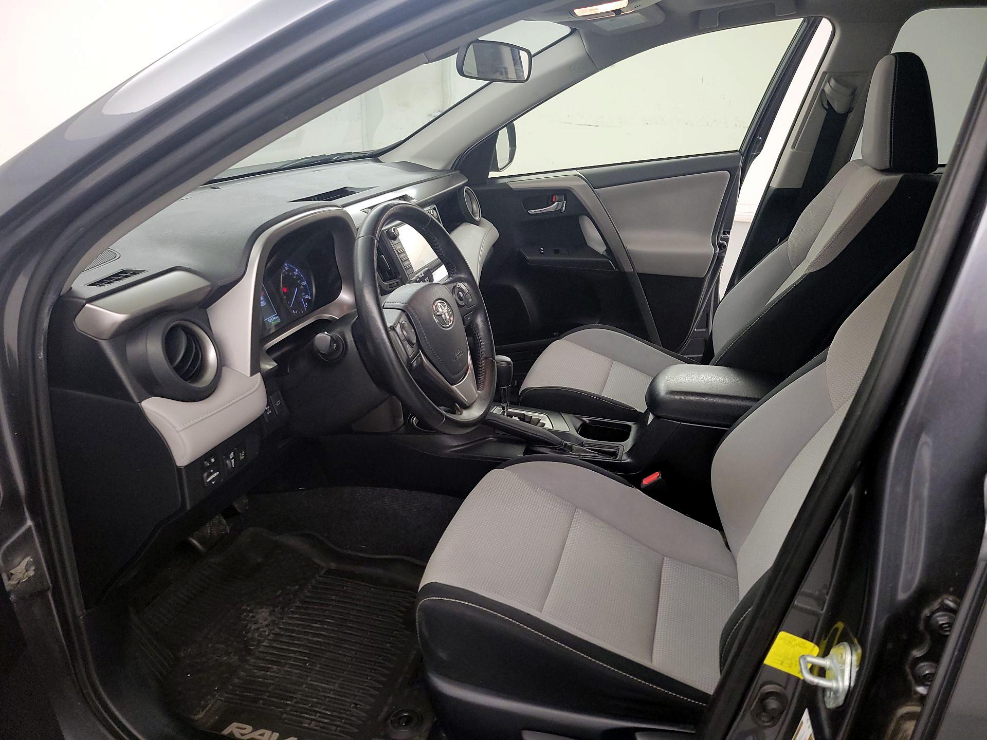 Thumbnail: 2017 Toyota RAV4 - 11