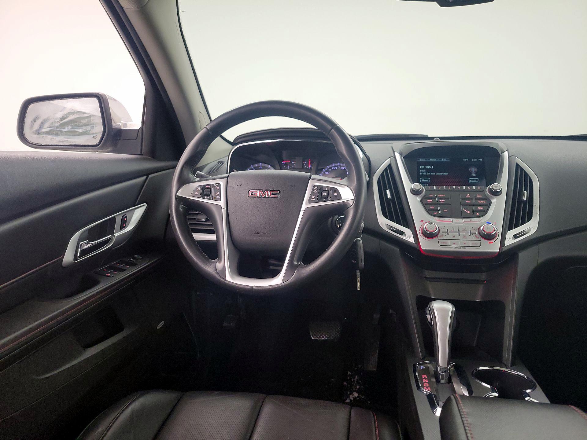 Thumbnail: 2015 GMC Terrain - 10