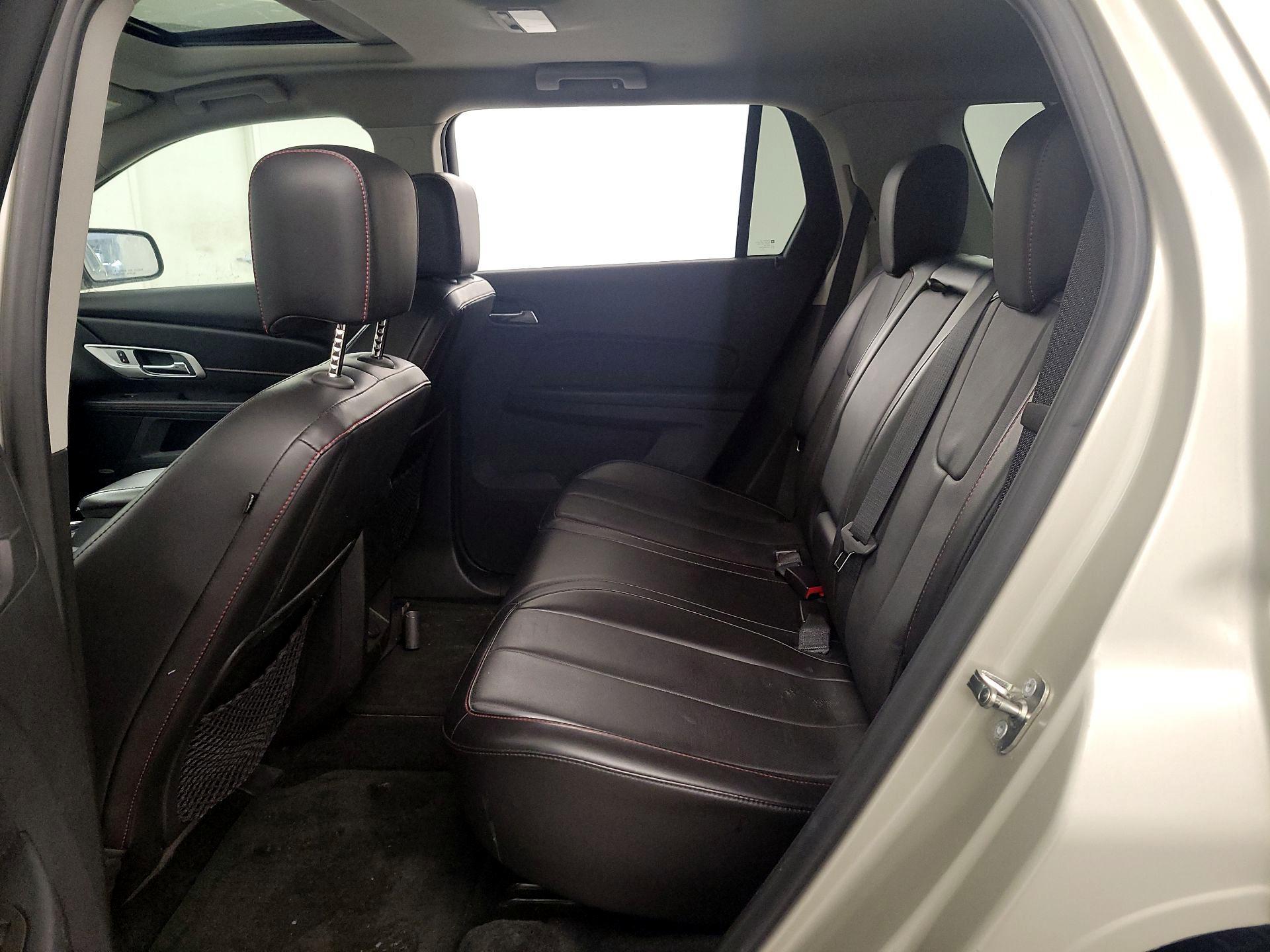 Thumbnail: 2015 GMC Terrain - 19