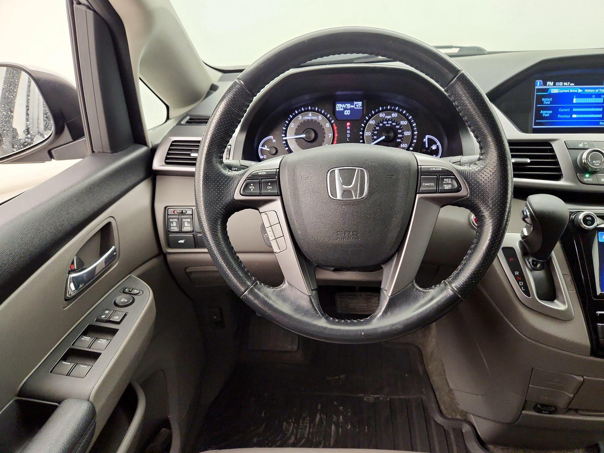 Thumbnail: 2014 Honda Odyssey - 10