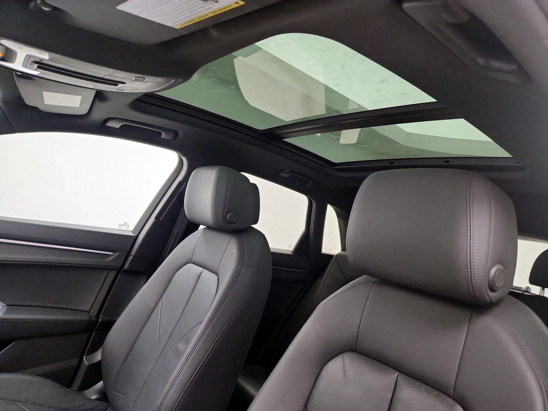 Thumbnail: 2020 Audi Q3 - 19