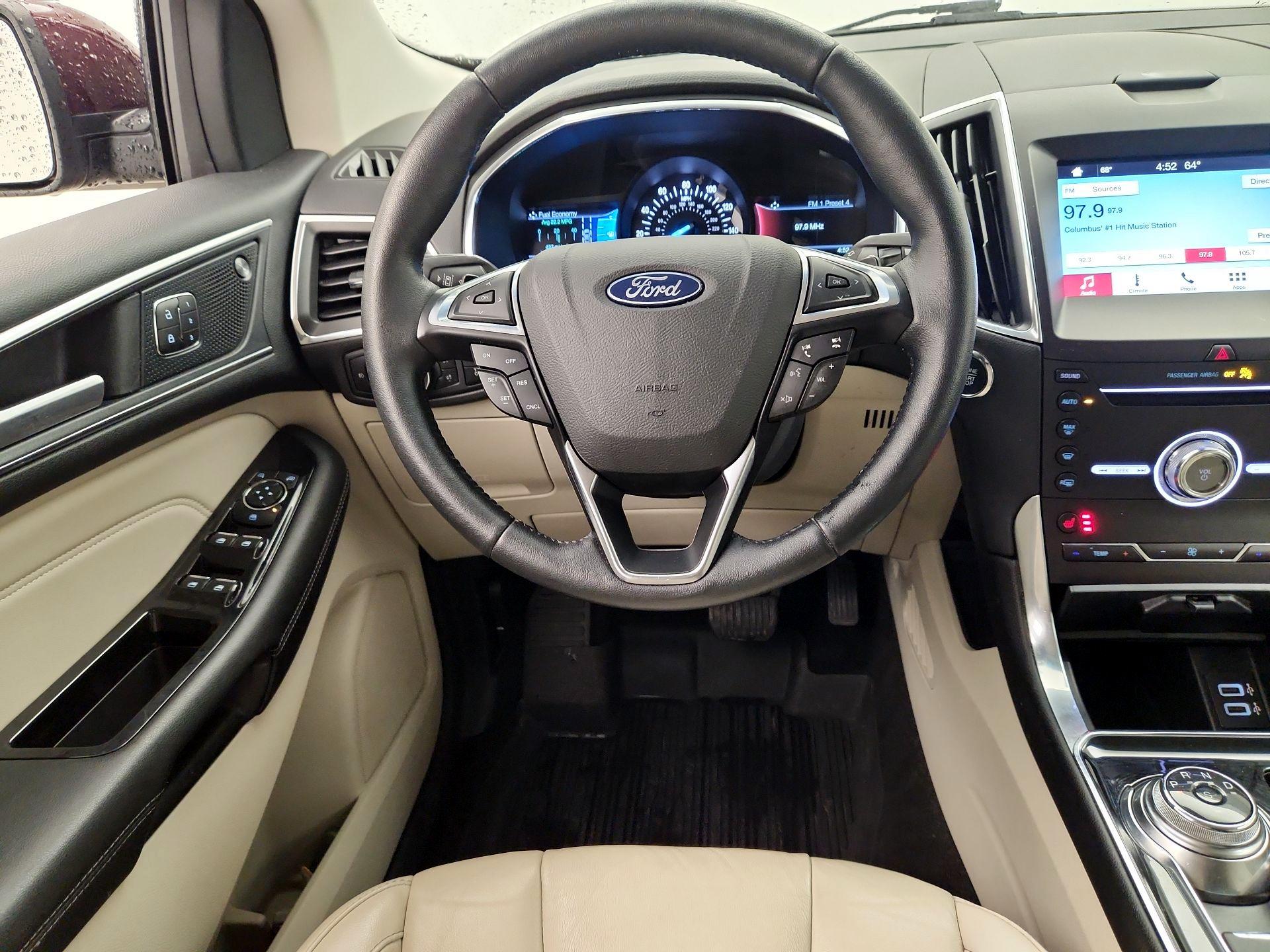 Thumbnail: 2019 Ford Edge - 10
