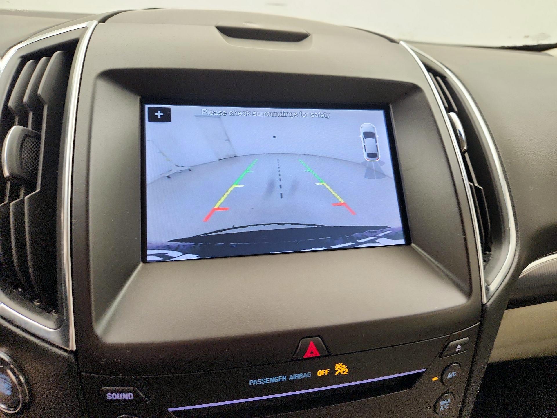 Thumbnail: 2019 Ford Edge - 14