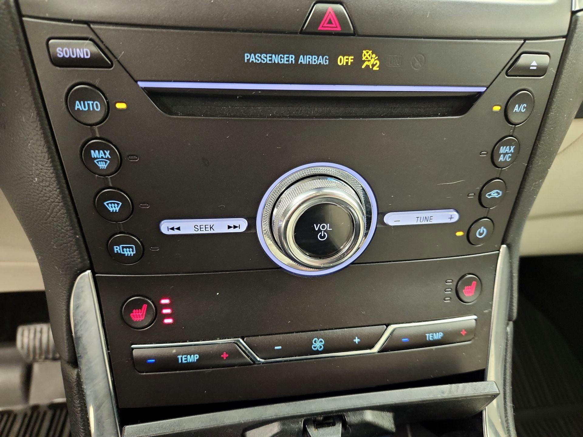 Thumbnail: 2019 Ford Edge - 16