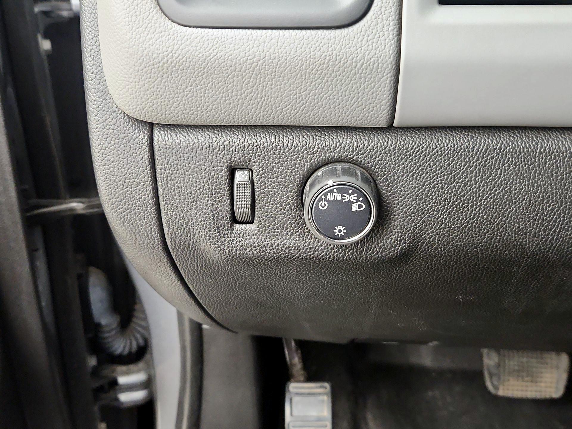 Thumbnail: 2018 Chevrolet Colorado - 13