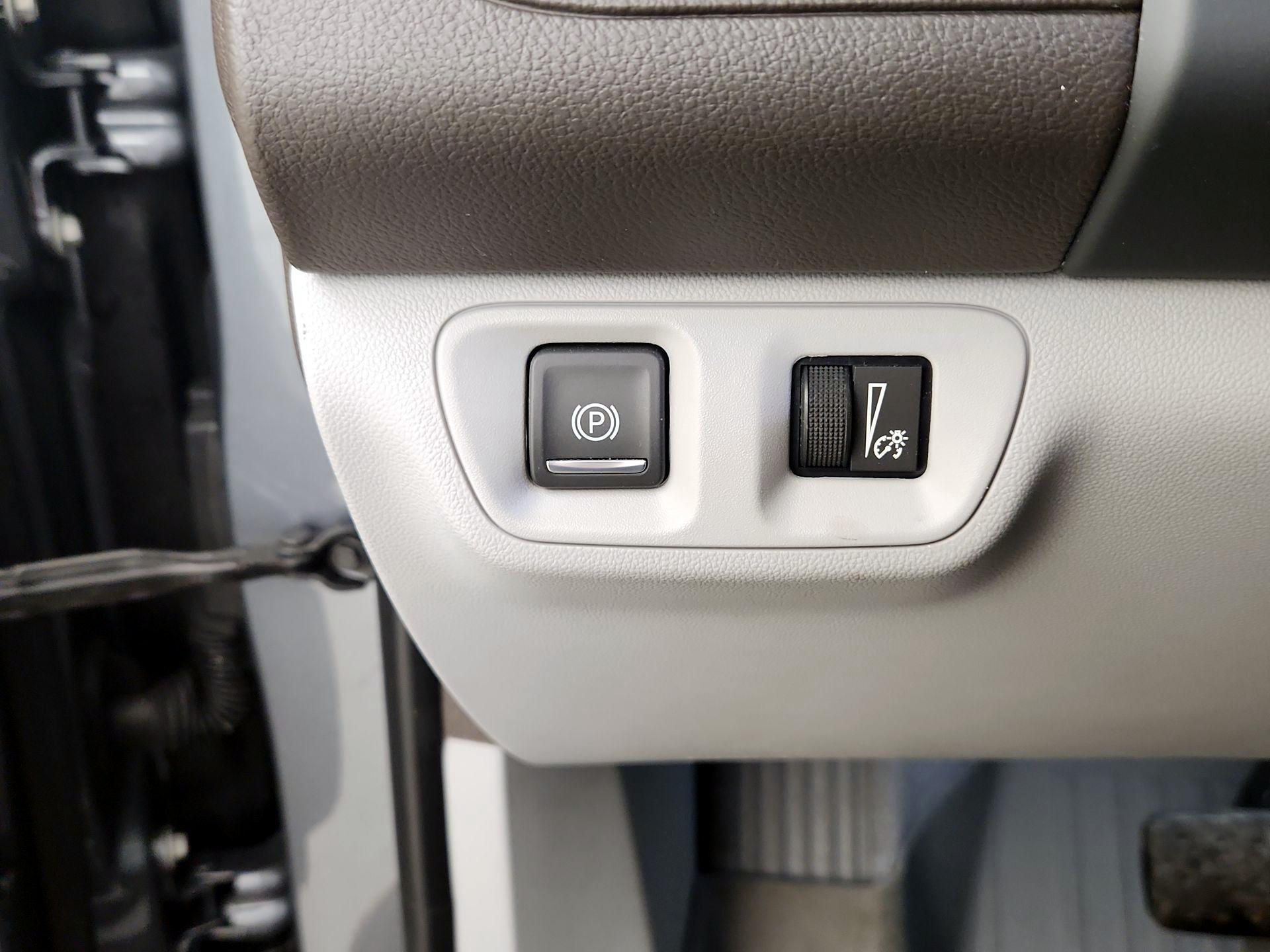 Thumbnail: 2020 GMC Acadia - 13