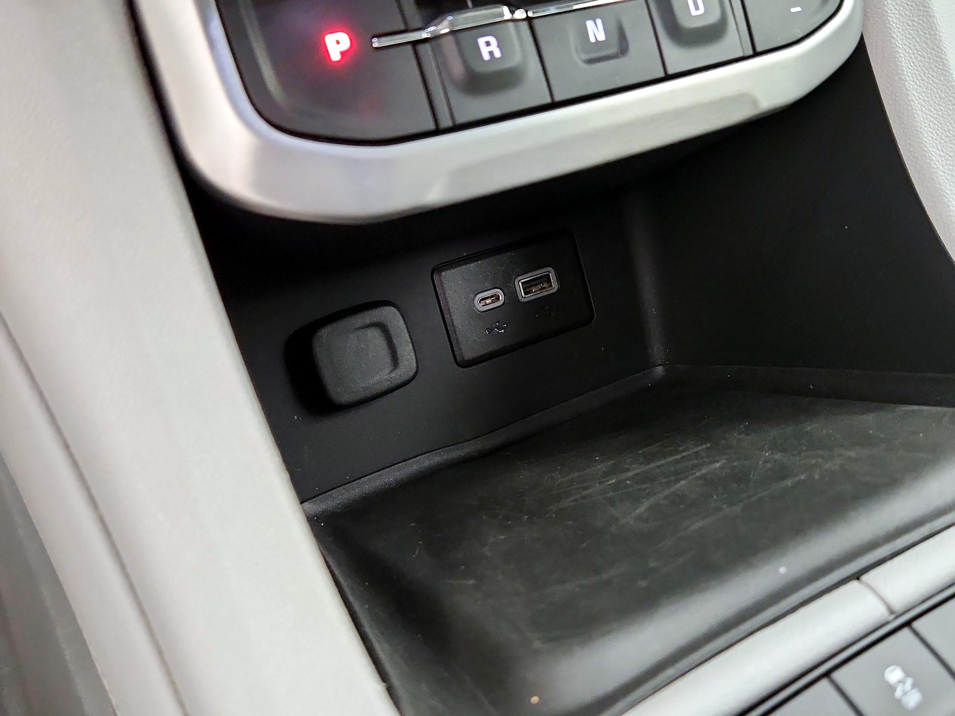 Thumbnail: 2020 GMC Acadia - 18