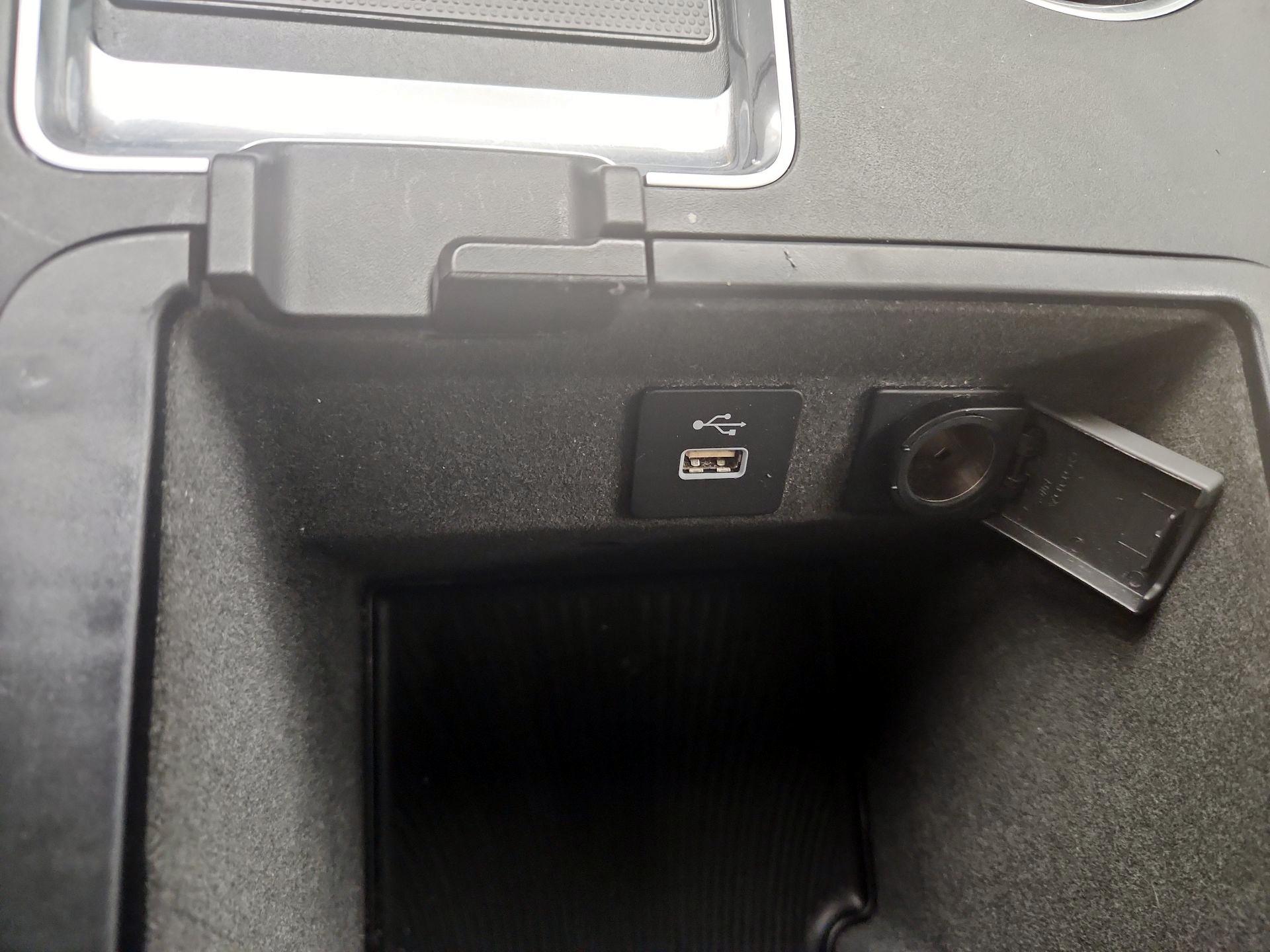 Thumbnail: 2024 Acura MDX - 18