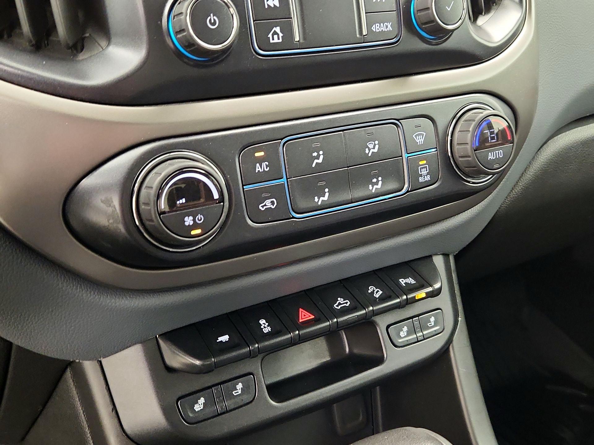 Thumbnail: 2021 Chevrolet Colorado - 16