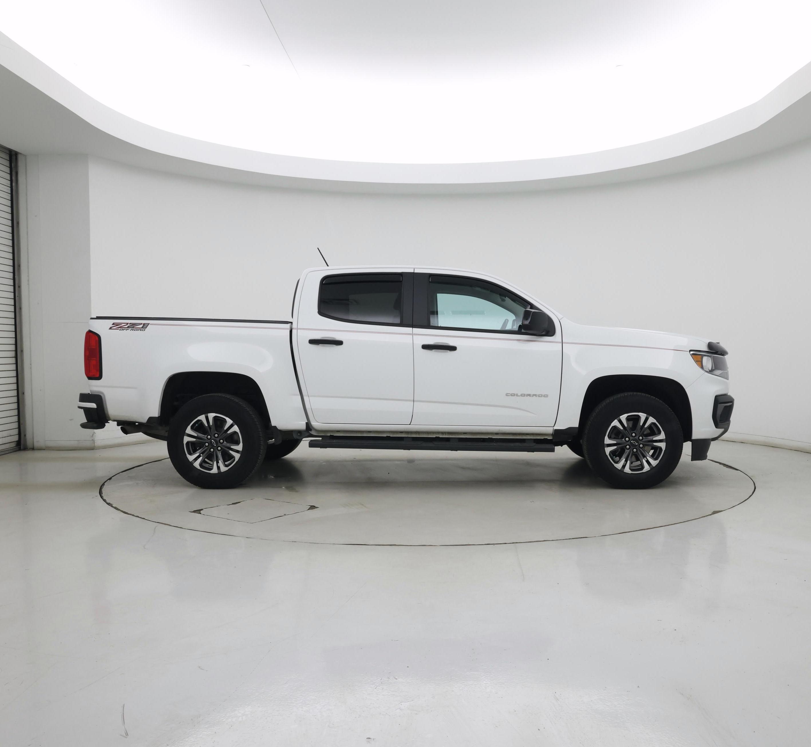 Thumbnail: 2021 Chevrolet Colorado - 7