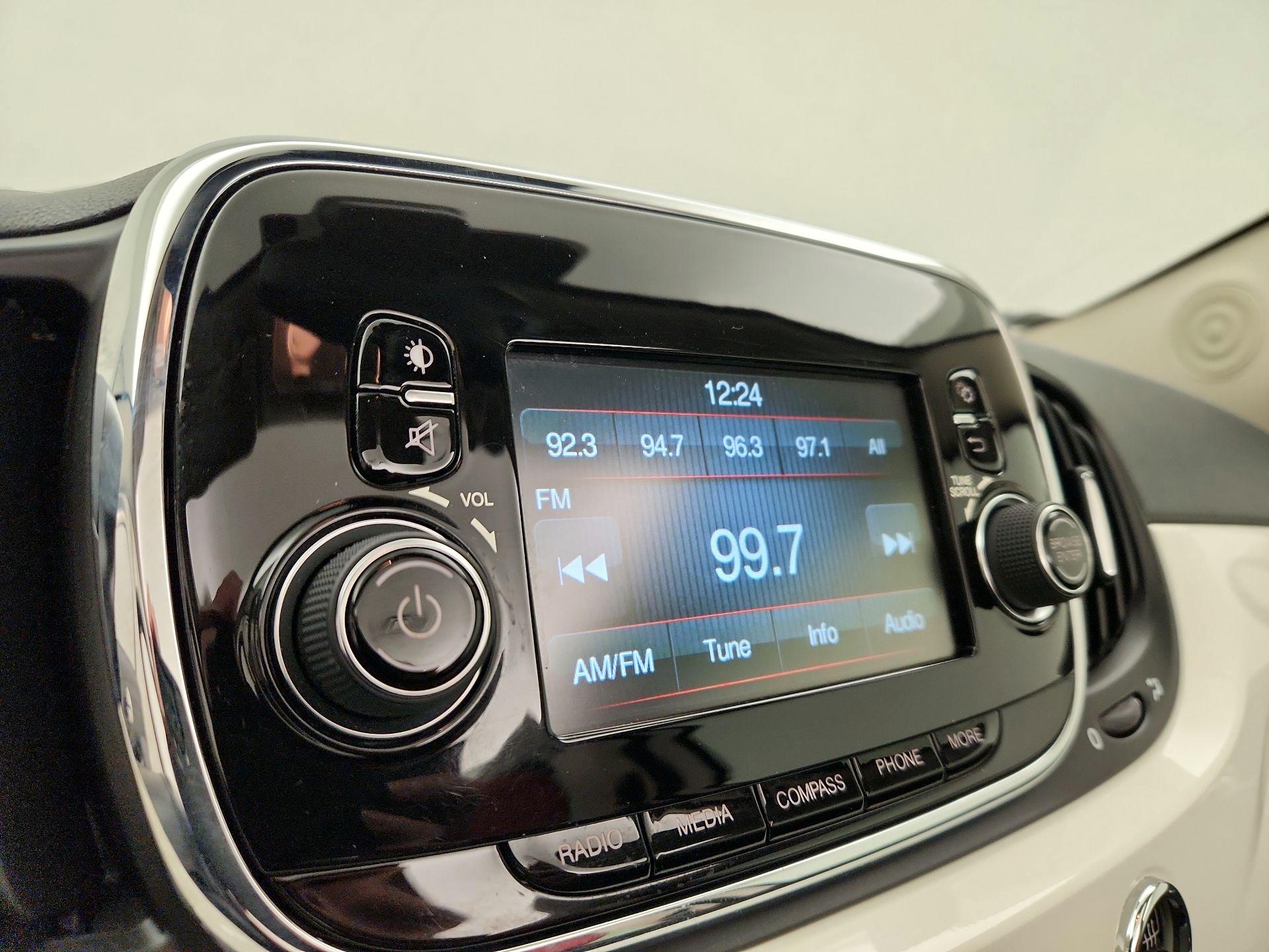 Thumbnail: 2017 Fiat 500 - 13