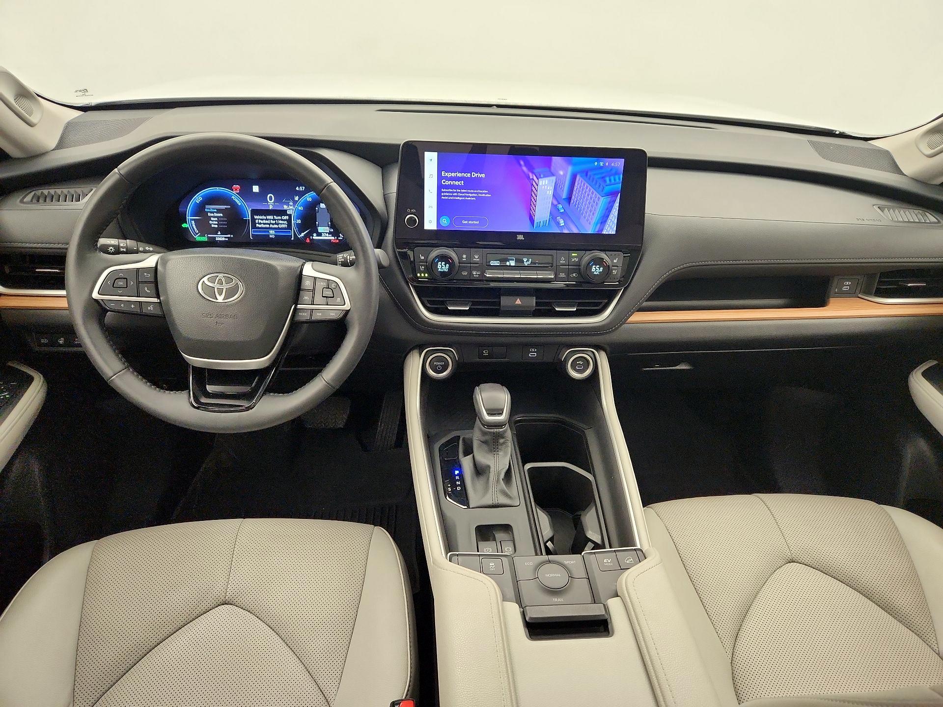 Thumbnail: 2024 Toyota Highlander - 9