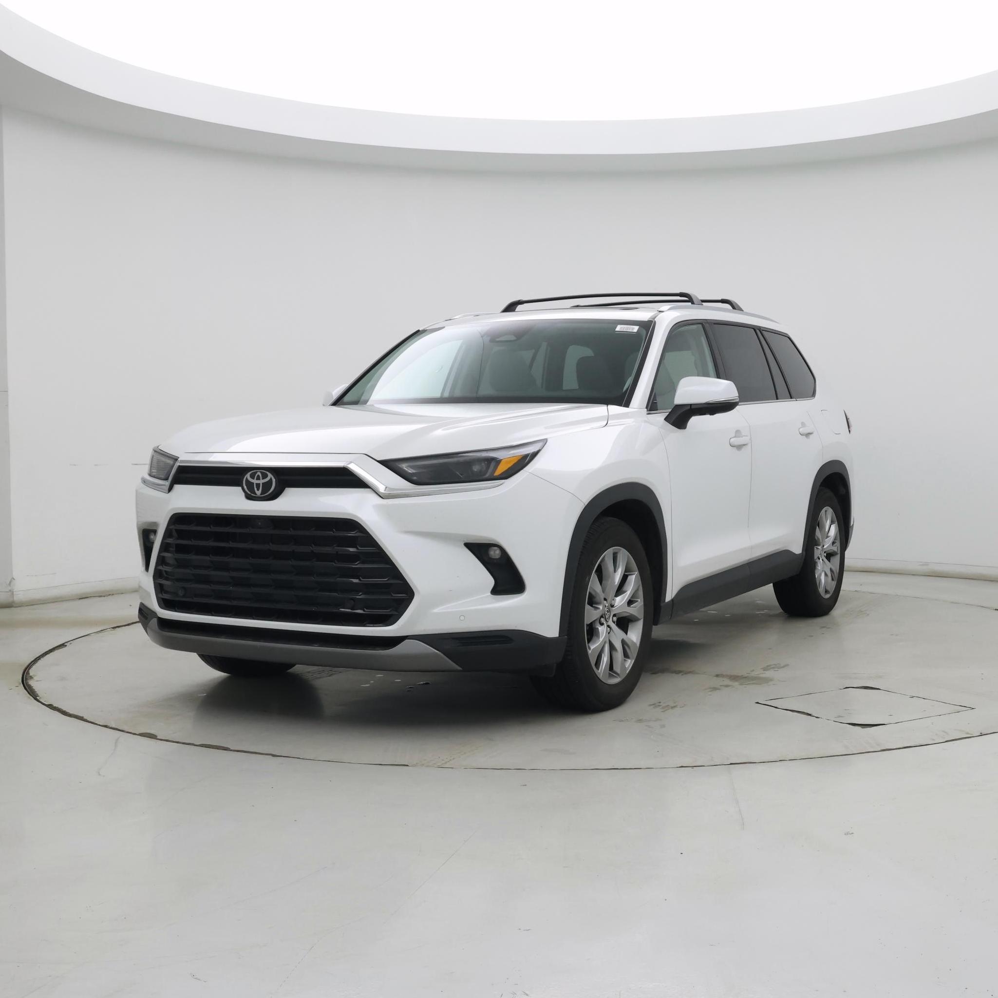 Thumbnail: 2024 Toyota Highlander - 4