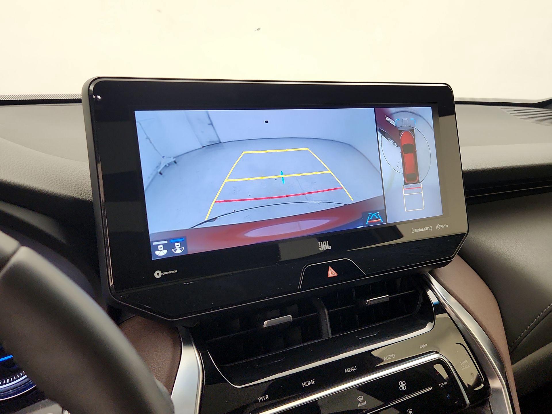 Thumbnail: 2021 Toyota Venza - 15