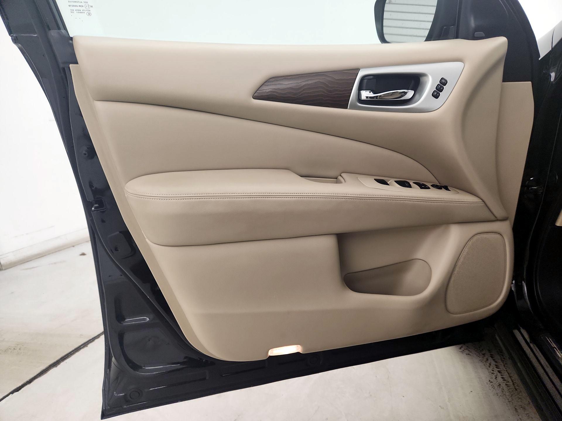 Thumbnail: 2018 Nissan Pathfinder - 12