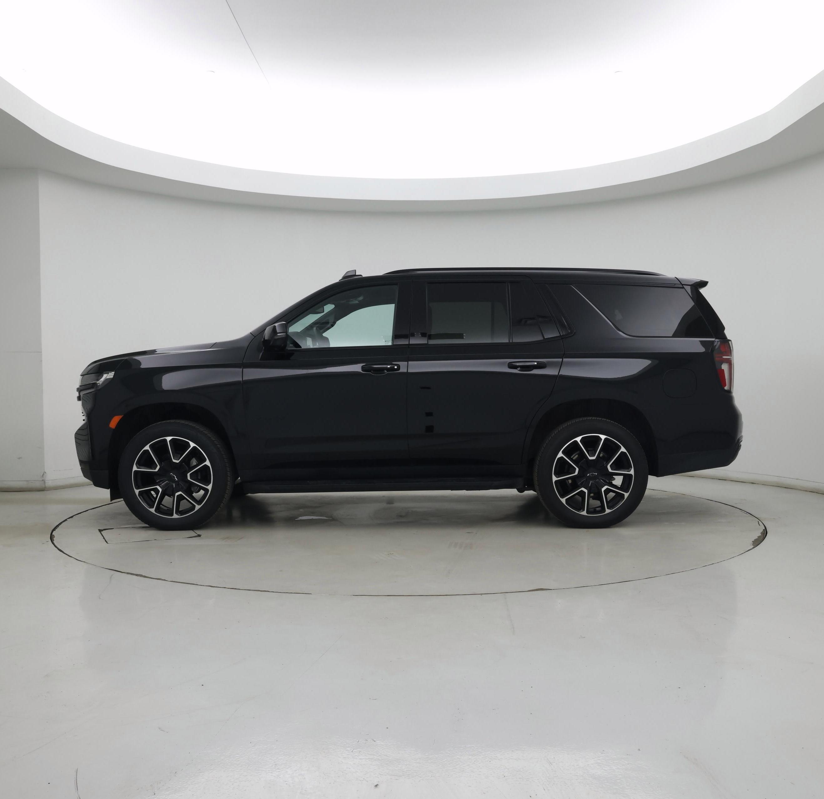 Thumbnail: 2024 Chevrolet Tahoe - 3