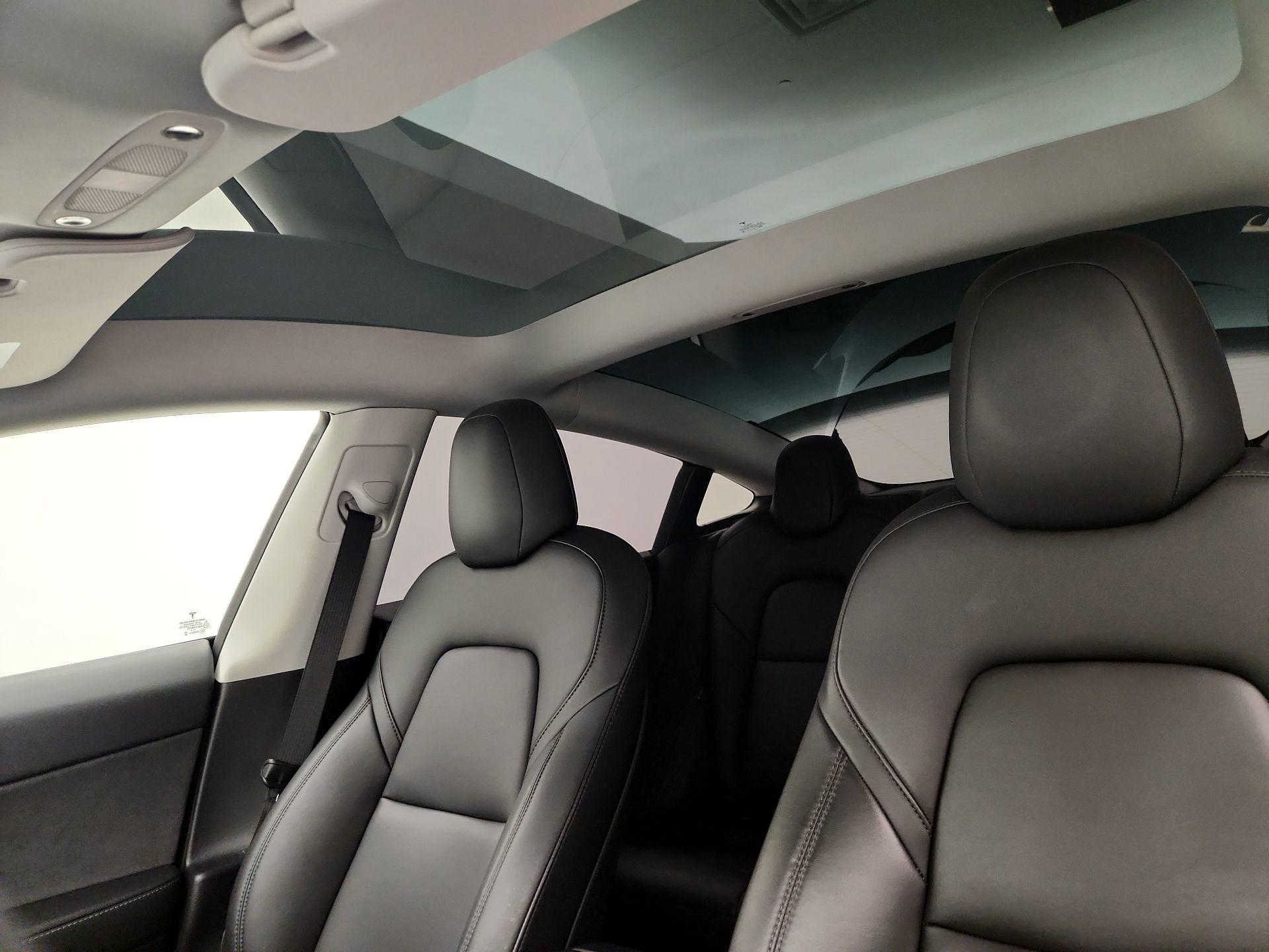 Thumbnail: 2022 Tesla Model 3 - 18