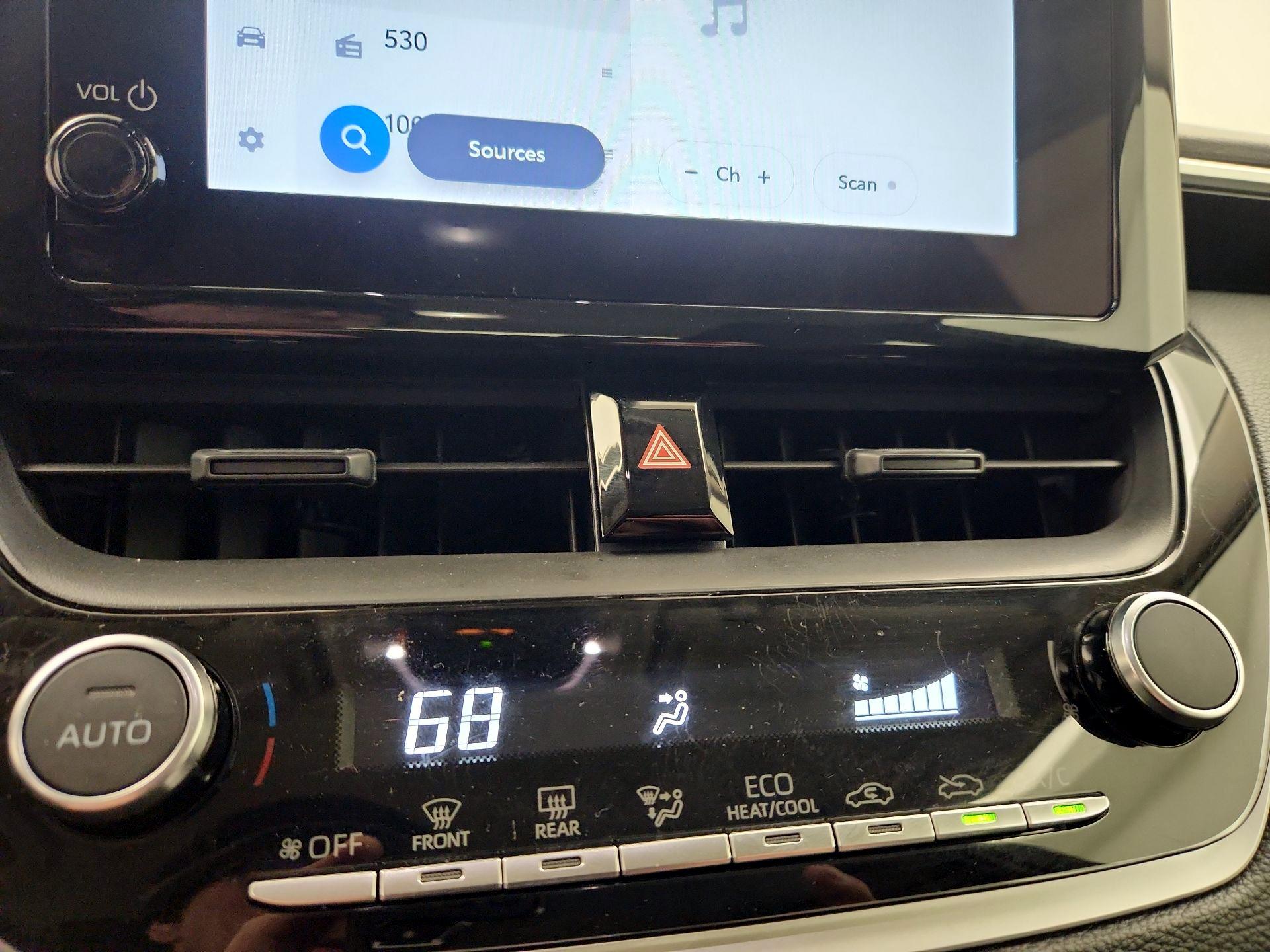 Thumbnail: 2025 Toyota Corolla - 16