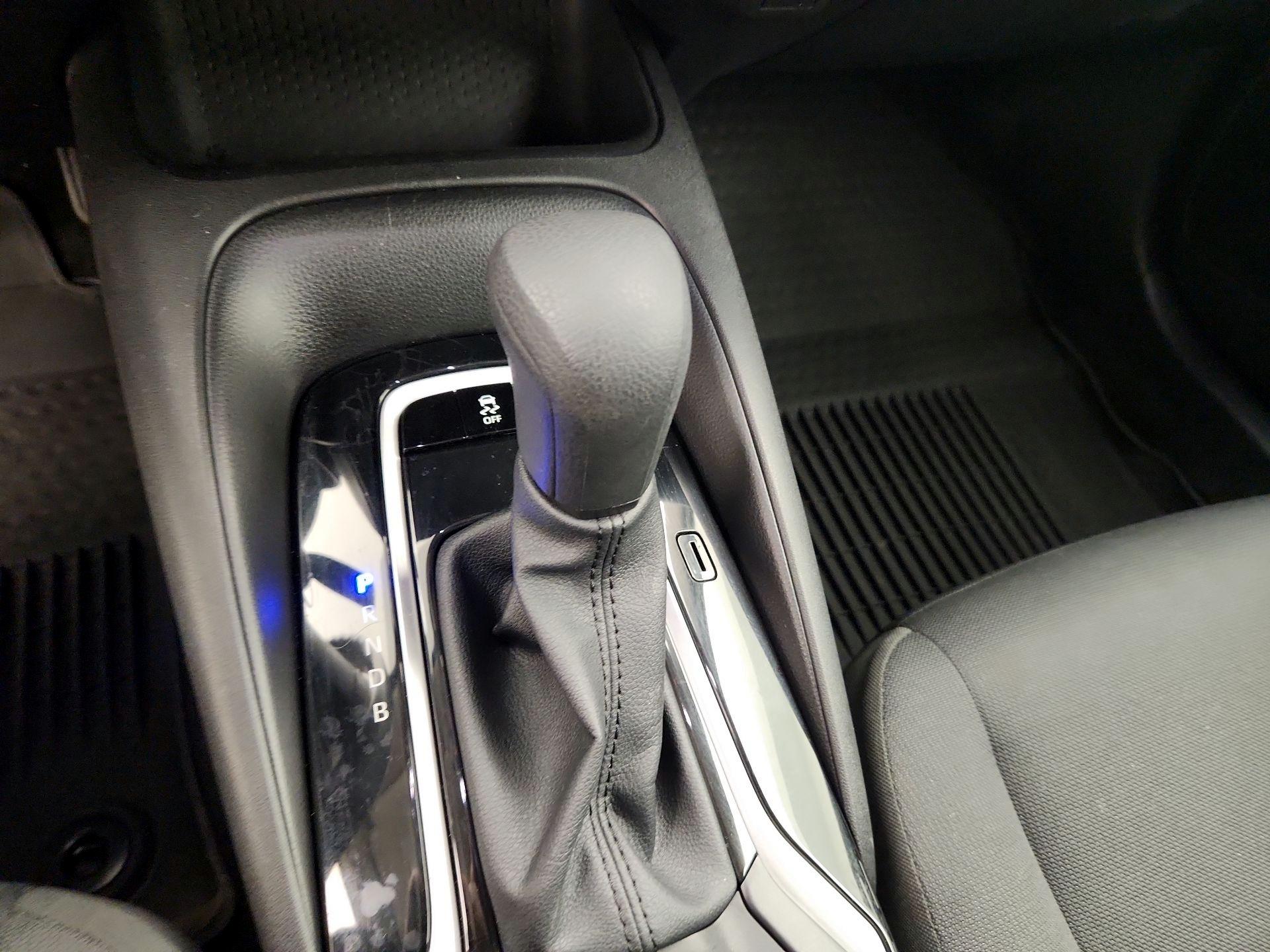 Thumbnail: 2025 Toyota Corolla - 17