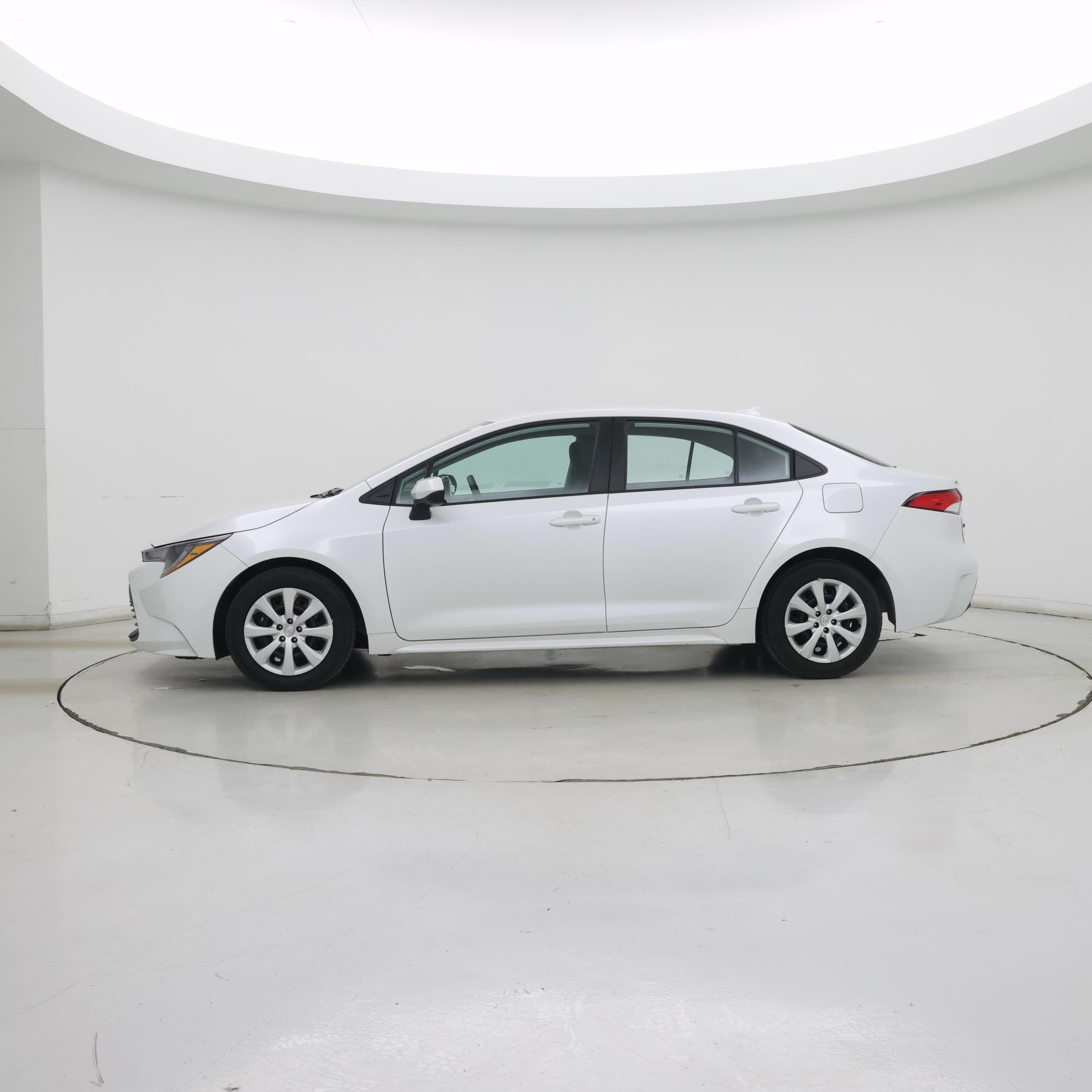 Thumbnail: 2025 Toyota Corolla - 3