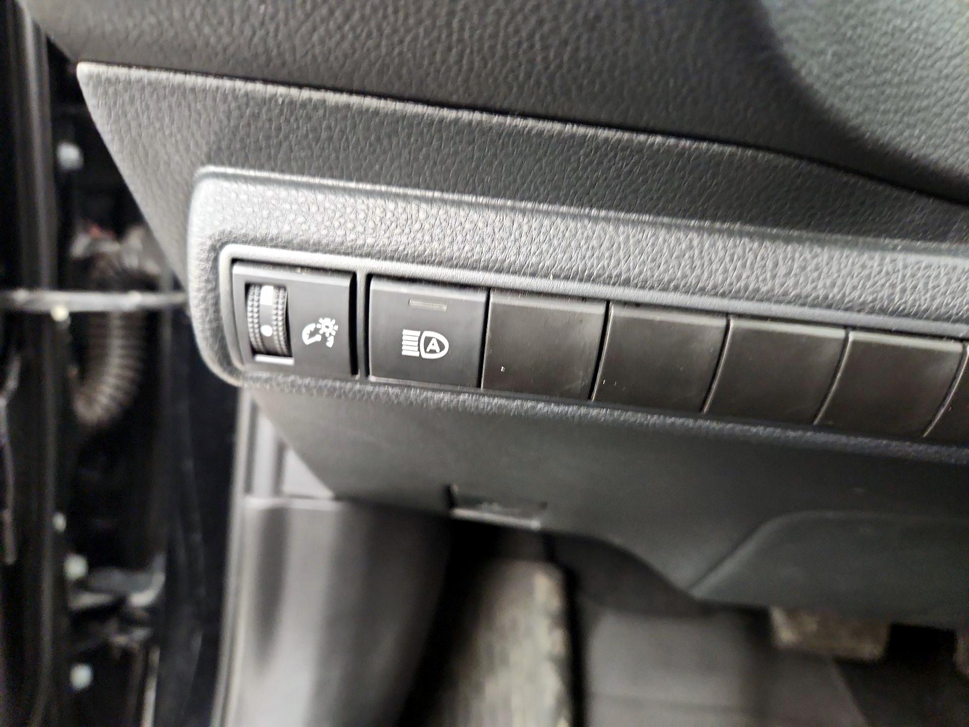 Thumbnail: 2024 Toyota Corolla - 13