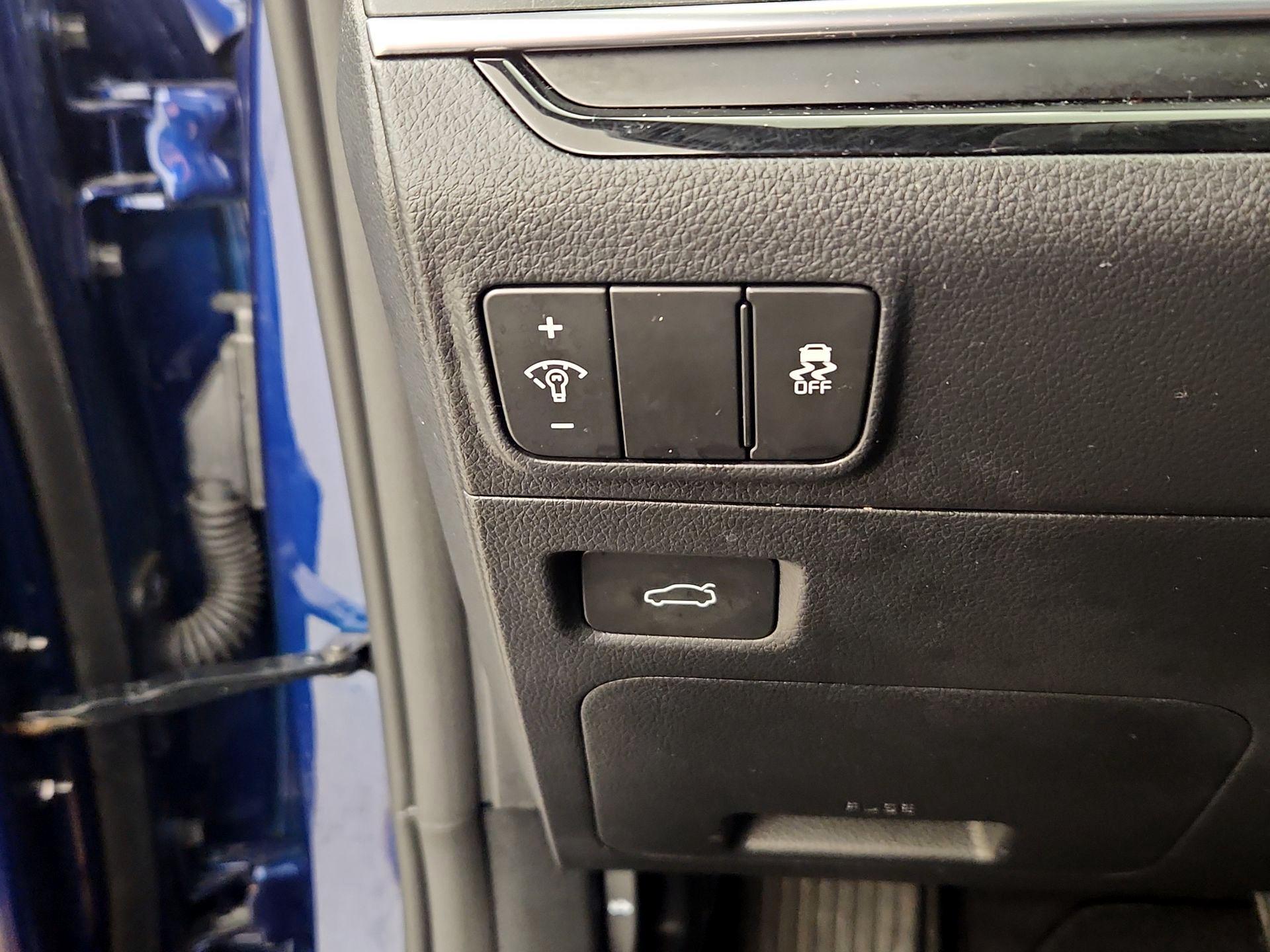 Thumbnail: 2025 Kia K5 - 13