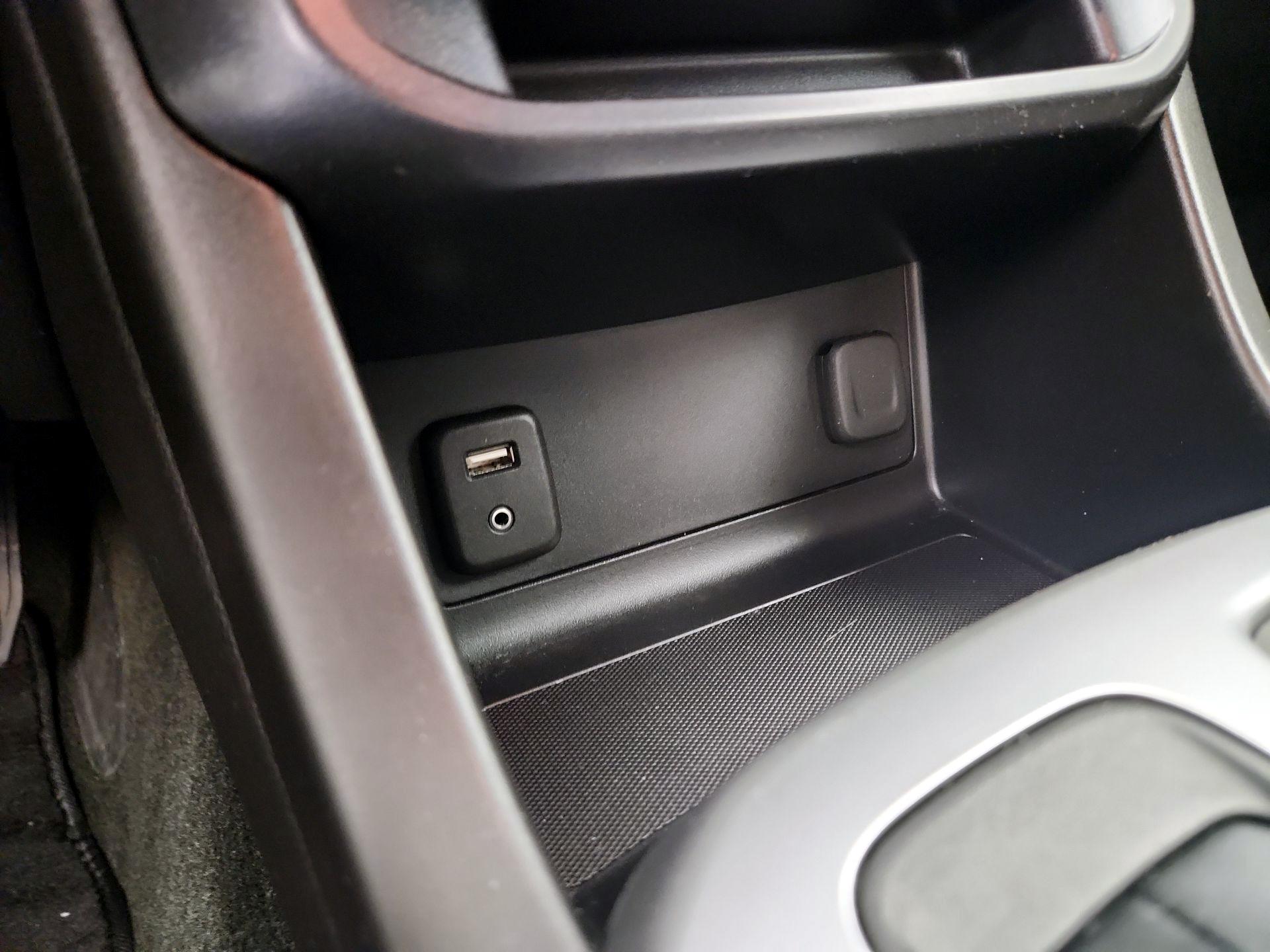 Thumbnail: 2018 Chevrolet Colorado - 18