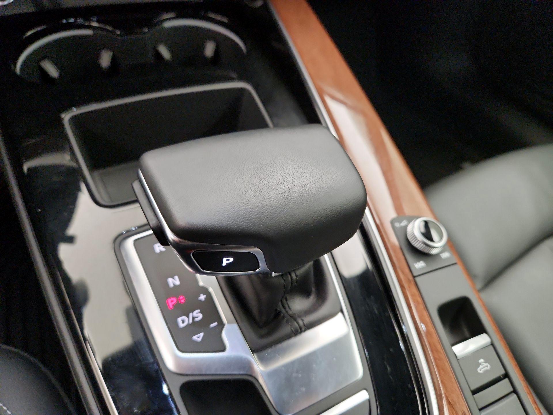 Thumbnail: 2022 Audi A5 - 17