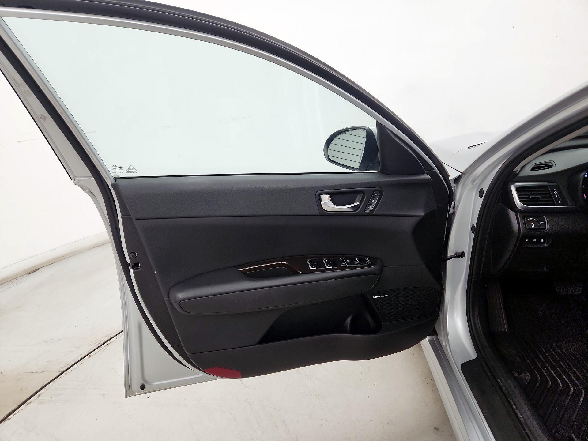 Thumbnail: 2018 Kia Optima - 12